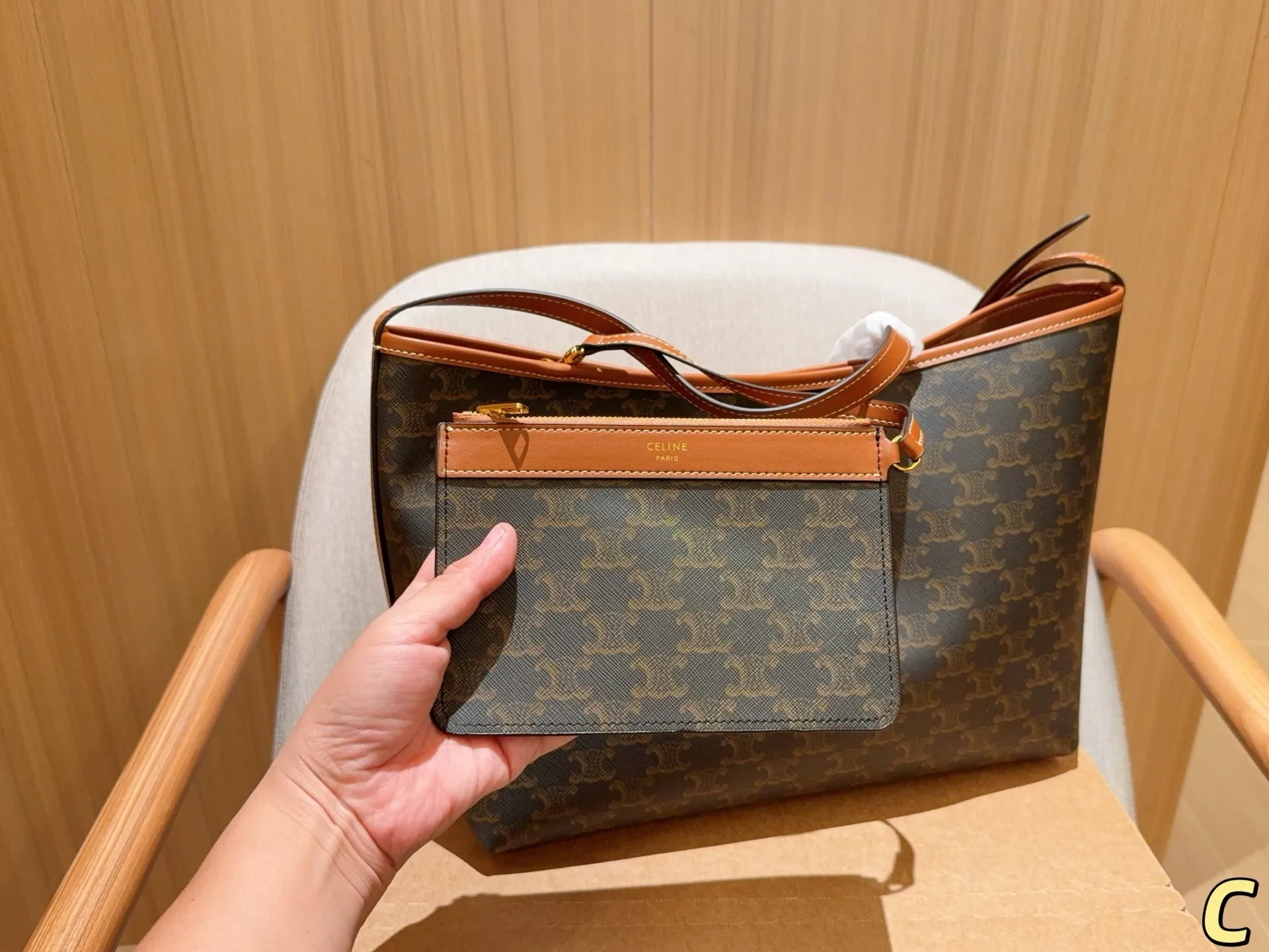 All Categories Official Website "Brand Women's Bags" Women's Bags 💙 Celine 2025 New Celine Crossbody Bag