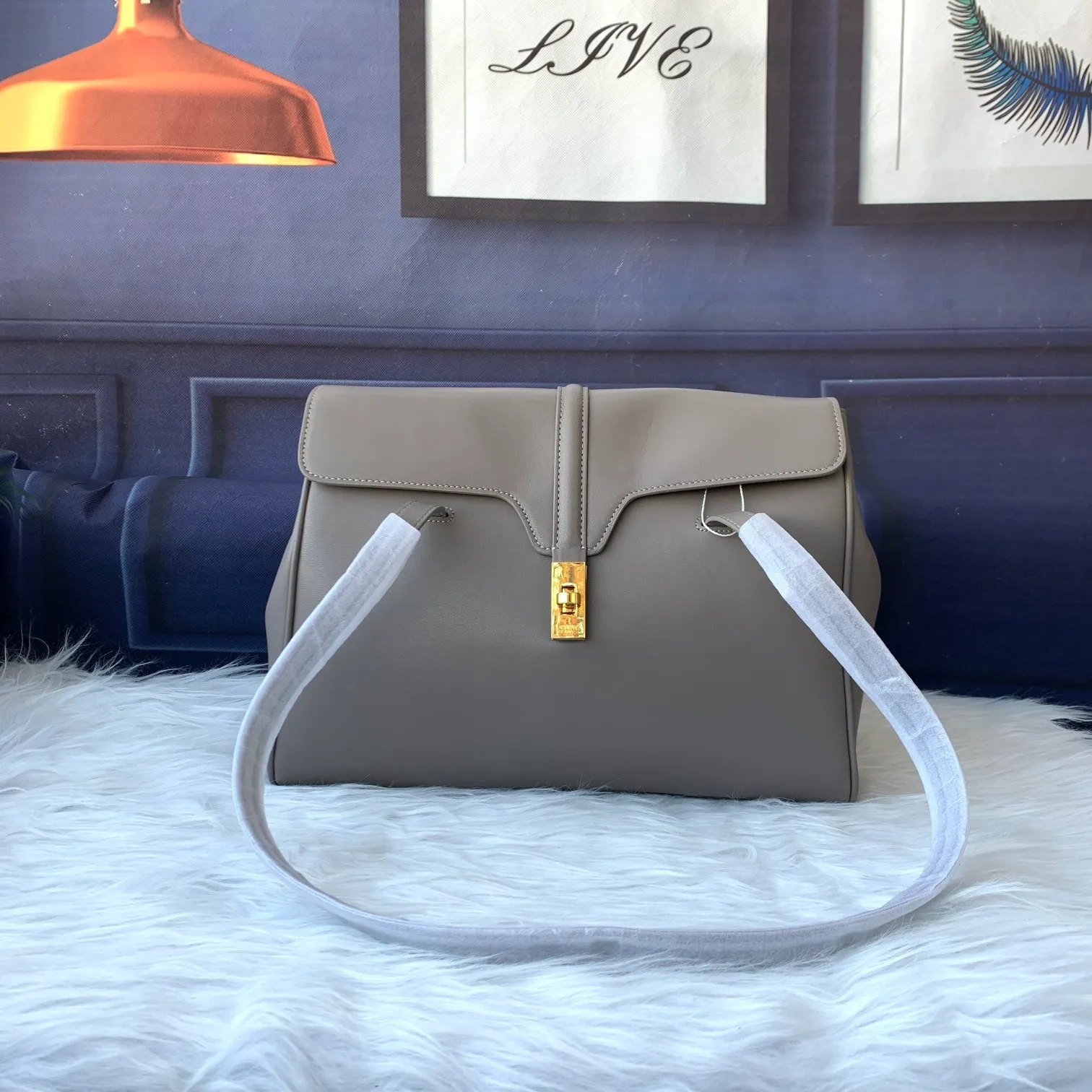 All Categories Official Website "Brand Women's Bags" Women's Bags 💙 Celine 2024 New Celine Crossbody Bag