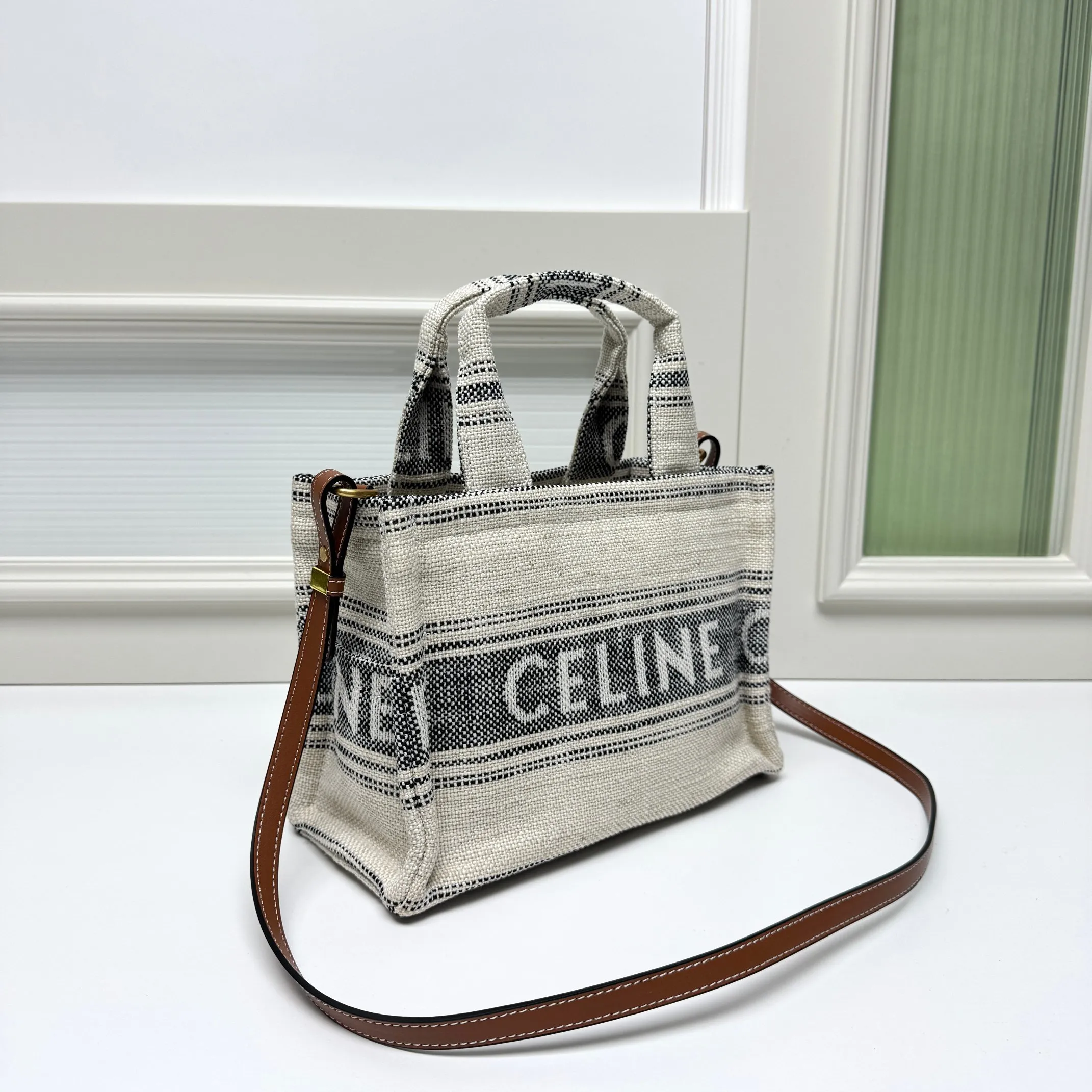 All Categories Official Website "Brand Women's Bags" Women's Bags 💙 Celine 2026 New Celine Crossbody Bag