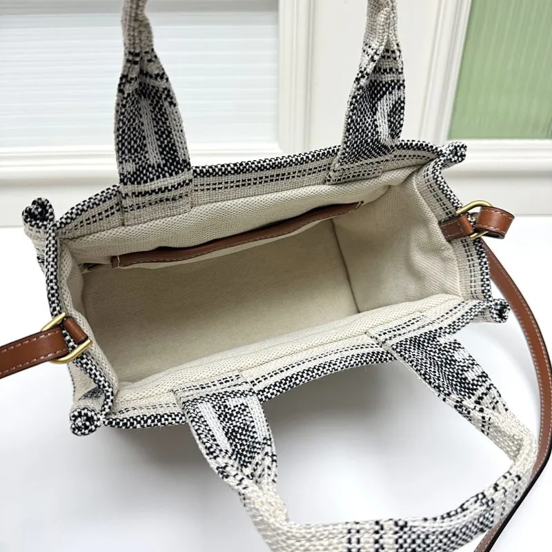 All Categories Official Website "Brand Women's Bags" Women's Bags 💙 Celine 2026 New Celine Crossbody Bag