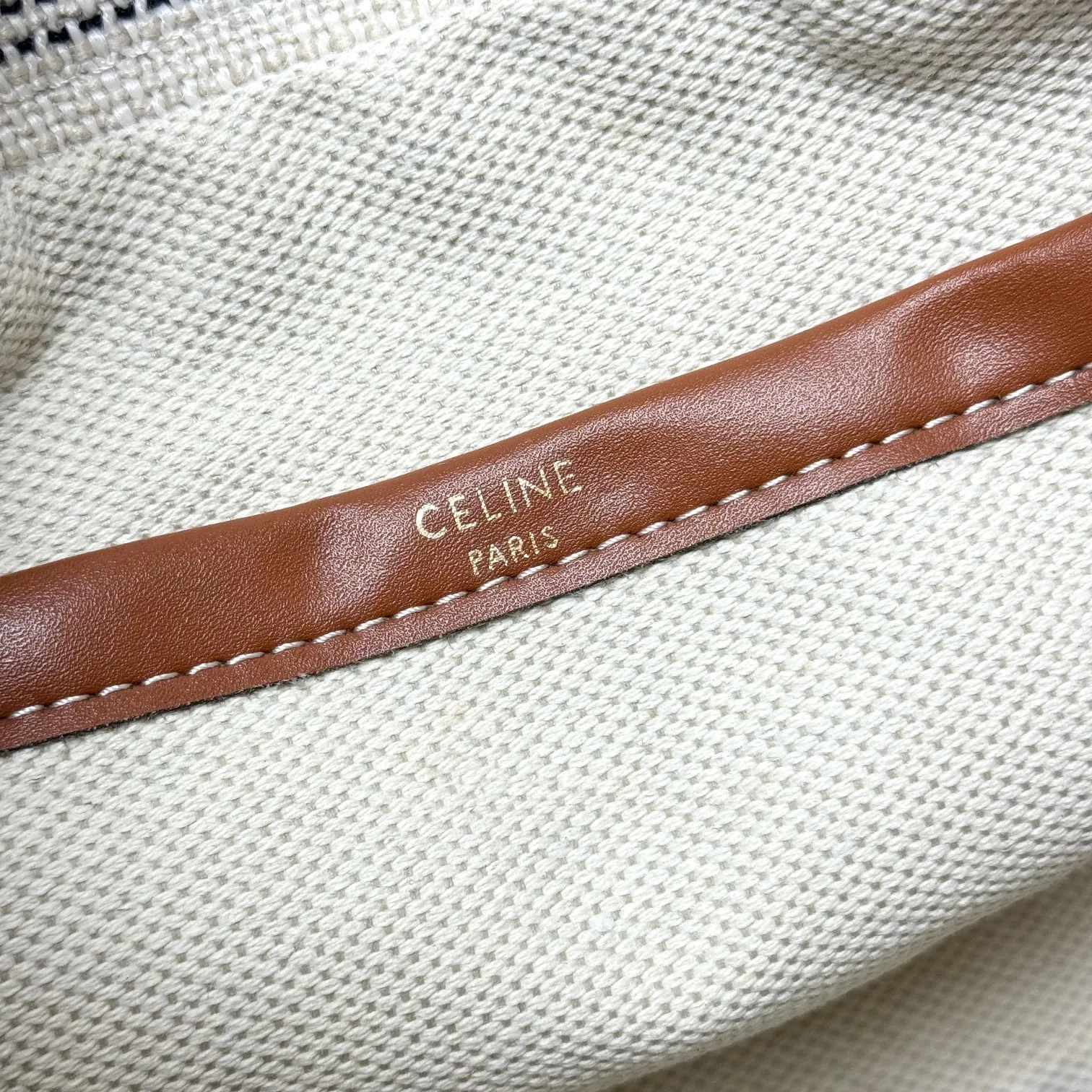 All Categories Official Website "Brand Women's Bags" Women's Bags 💙 Celine 2026 New Celine Crossbody Bag