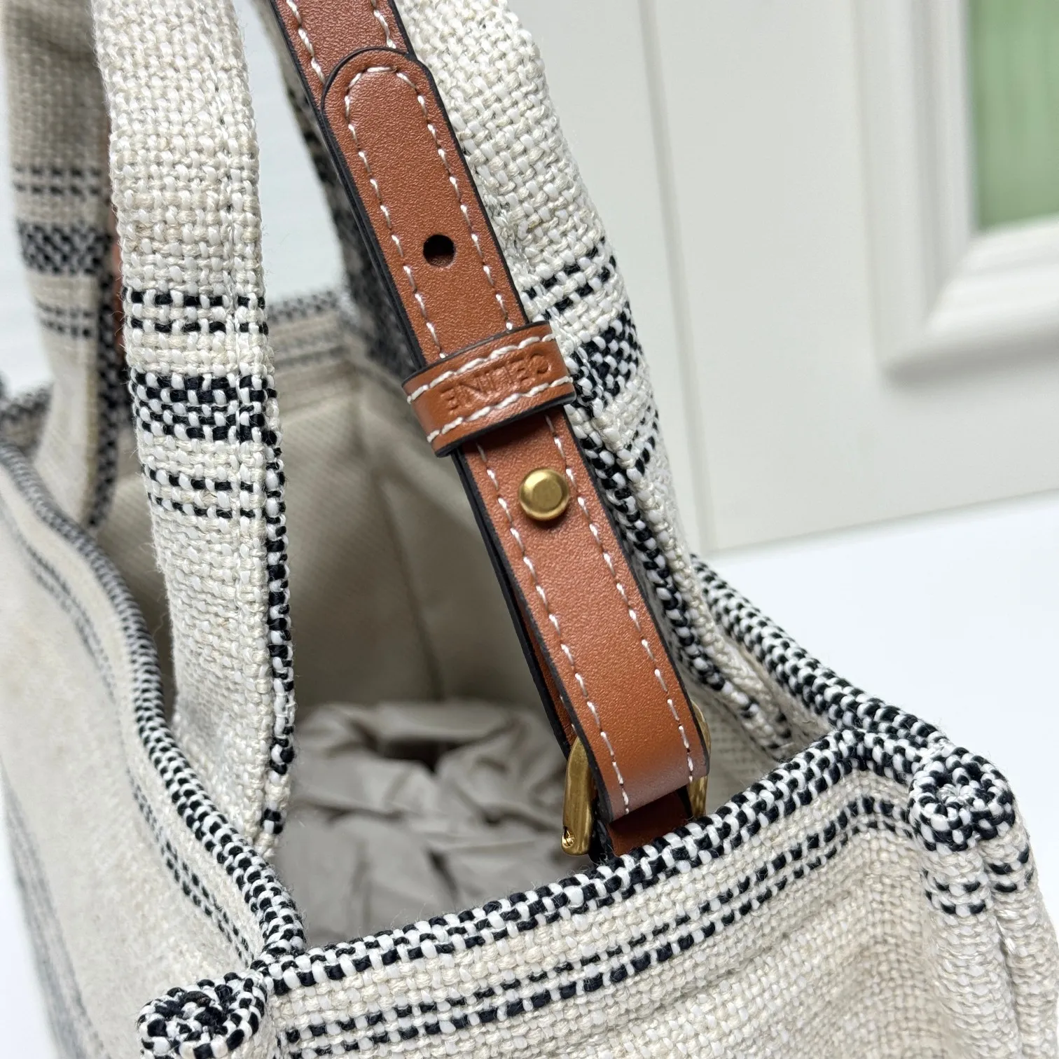 All Categories Official Website "Brand Women's Bags" Women's Bags 💙 Celine 2026 New Celine Crossbody Bag