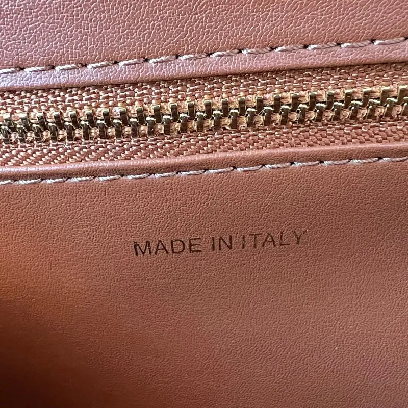 All Categories Official Website "Brand Women's Bags" Women's Bags 💙 Celine 2024 New Celine Crossbody Bag