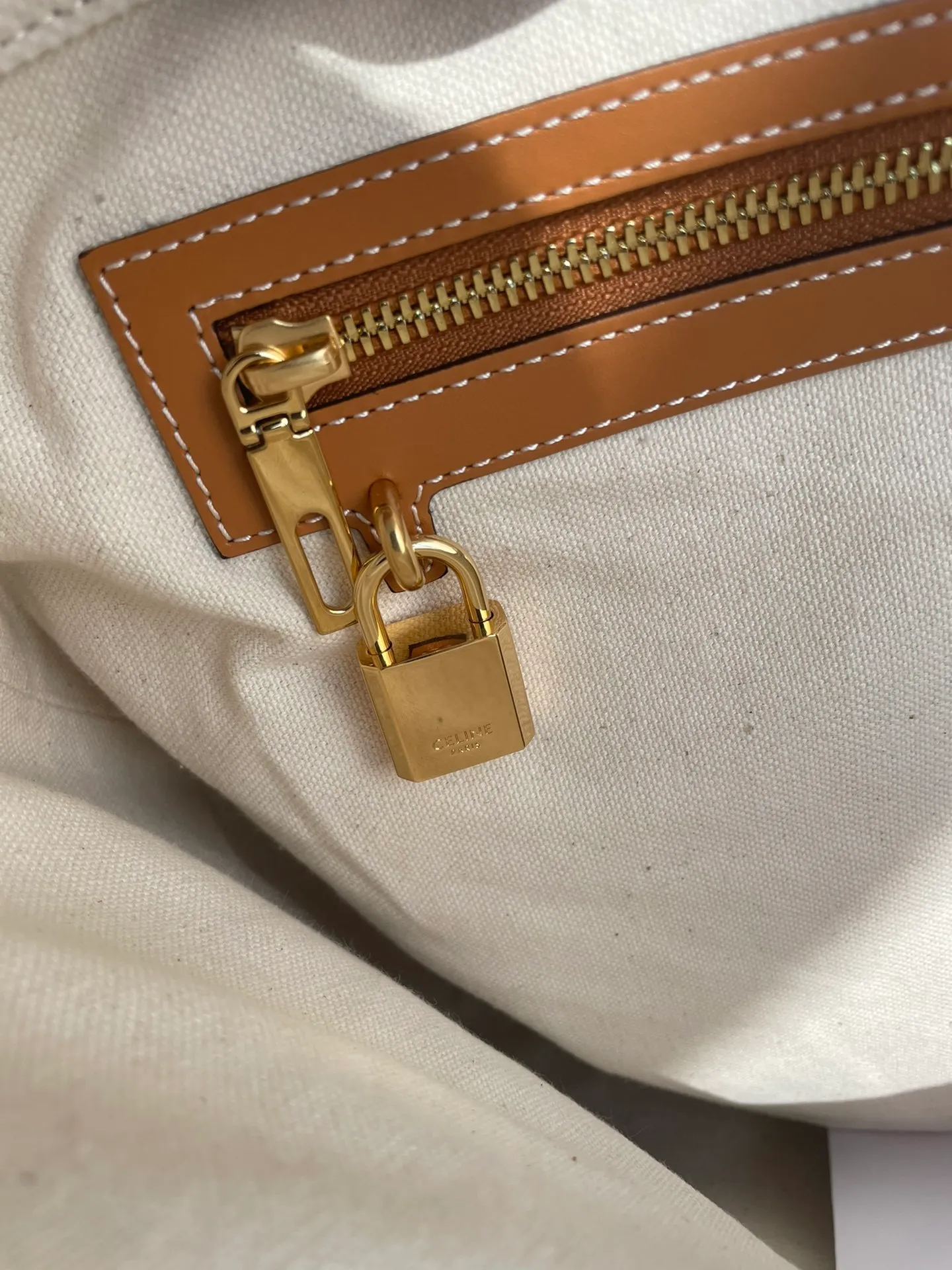 All Categories Official Website "Brand Women's Bags" Women's Bags 💙 Celine 2025 New Celine Handbags