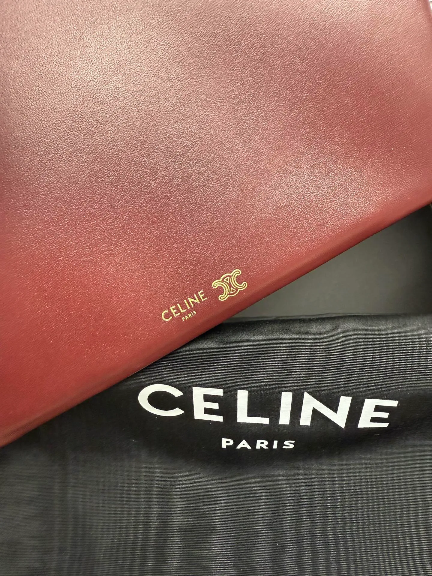 All Categories Official Website "Brand Women's Bags" Women's Bags 💙 Celine 2026 New Celine Crossbody Bag