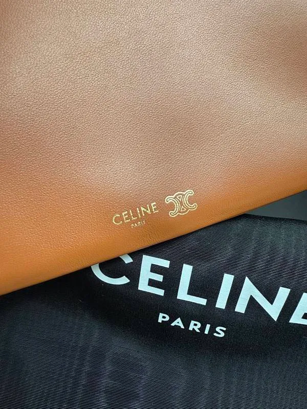 All Categories Official Website "Brand Women's Bags" Women's Bags 💙 Celine 2026 New Celine Crossbody Bag