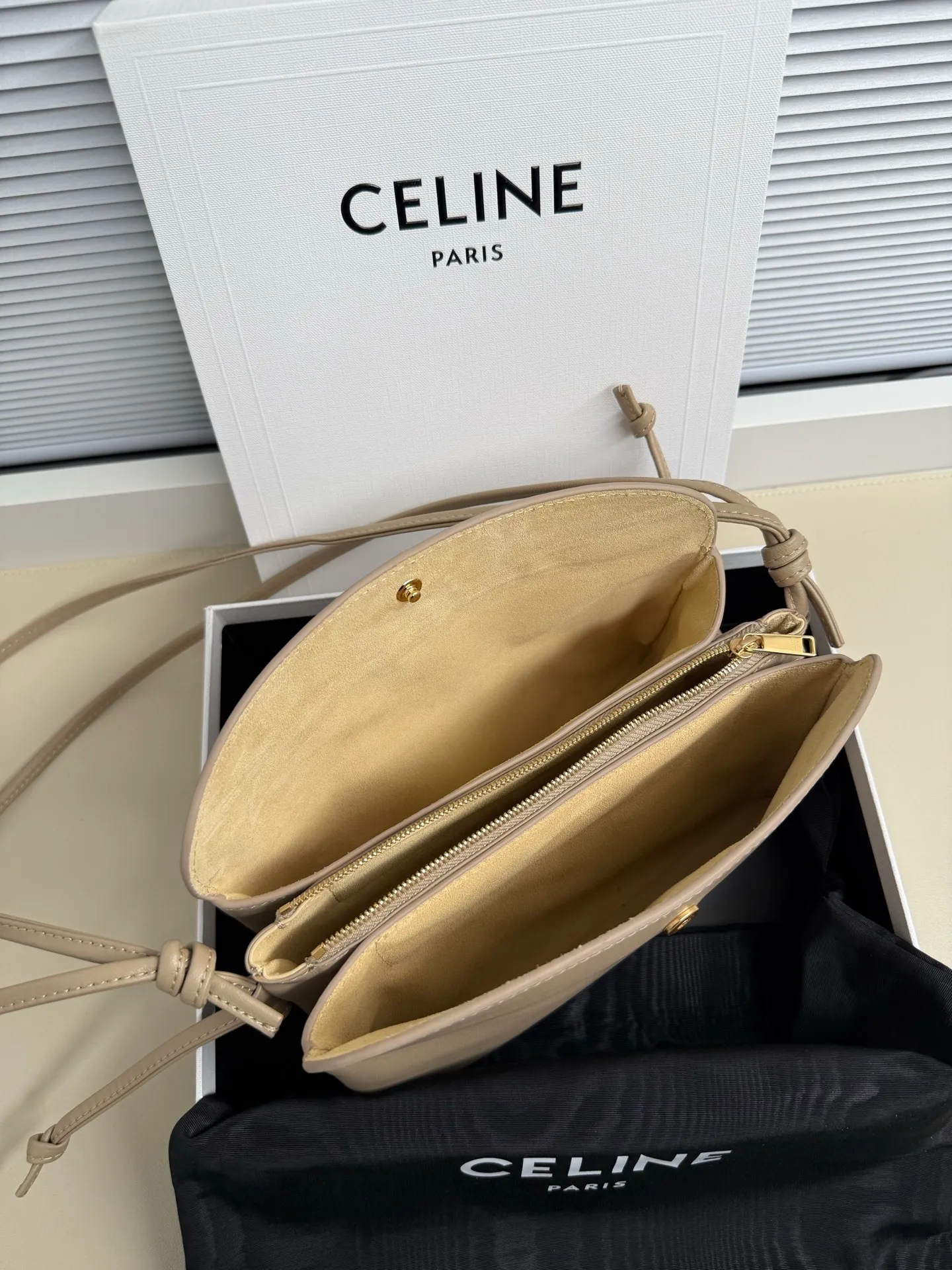 All Categories Official Website "Brand Women's Bags" Women's Bags 💙 Celine 2026 New Celine Crossbody Bag