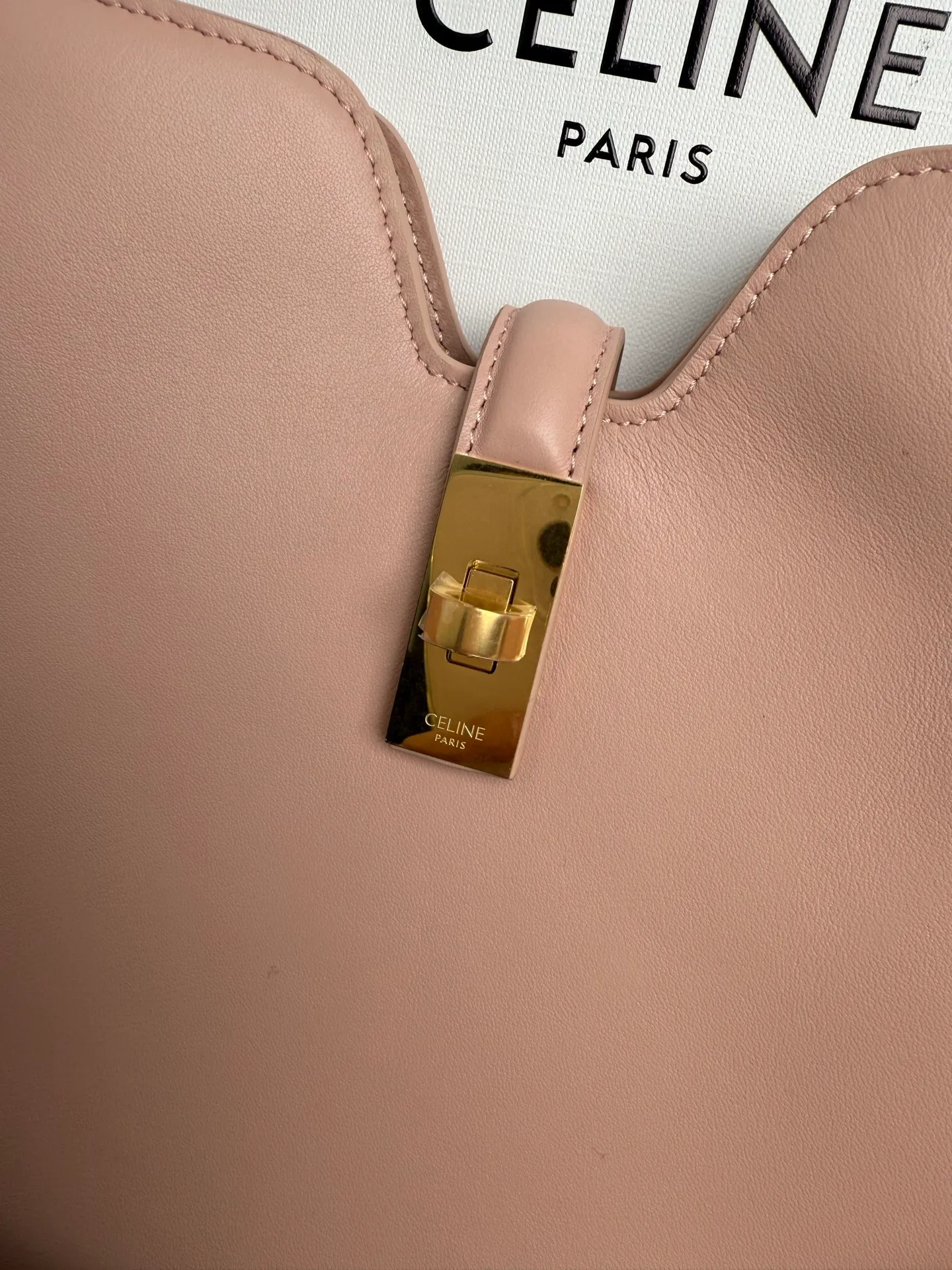 p1600CAMILLE 16💓2025 New SOFT Small Smooth Cow Leather Handbag👜This model cannot hold larger smart tablets such as IPAD. Cow leather Sheep leather lining Hand carry, shoulder and crossbody Rotary lock closure 1 main compartment 1 inner zipper pocket 1 detachable hand/shoulder strap, length 8.6 inches (22 cm) 1 detachable and adjustable shoulder strap, 9.7 X 8.5 X 2 inches (24.5 X 21.5