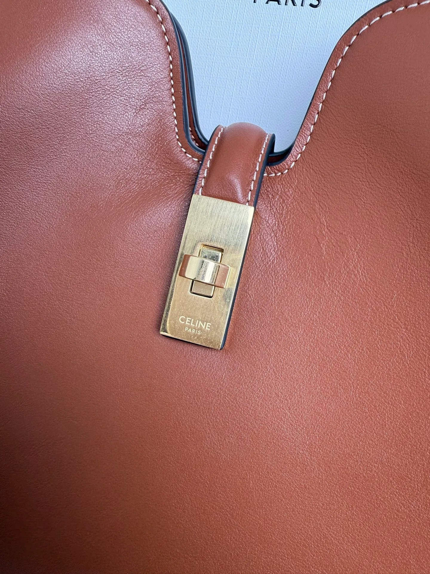 p1840 CAMILLE 16 SOFT Medium Smooth Cow Leather Handbag 14.2 1 detachable hand/shoulder strap, 9.8" (25cm) length 1 detachable and adjustable shoulder strap for cross-body wear, minimum length 16.5" (42cm), maximum length 19" (48cm) Number: 119563FX9.03PA