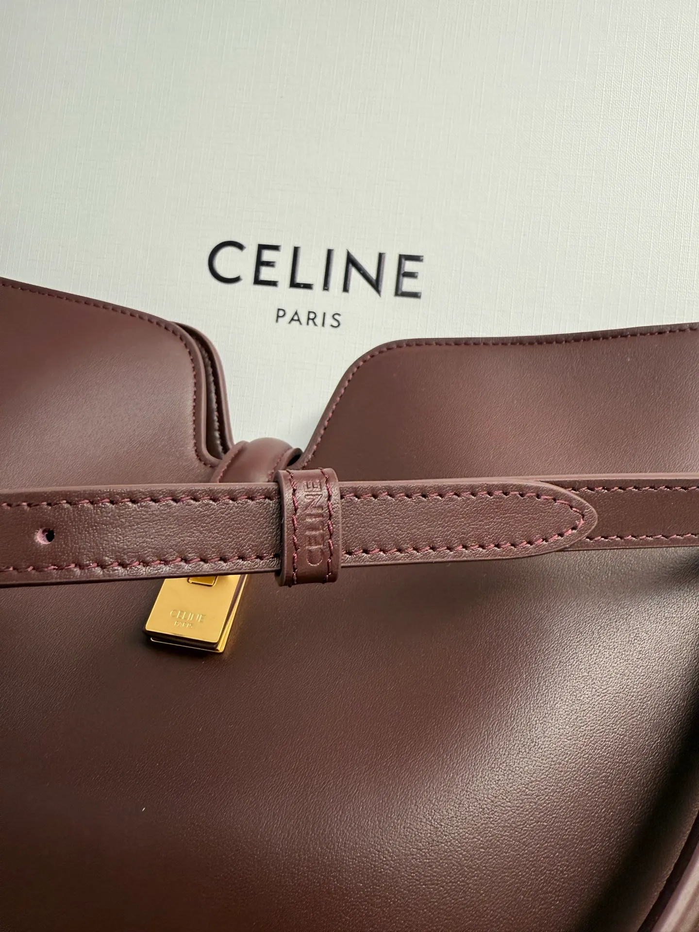 p1840 CAMILLE 16 SOFT Medium Smooth Cow Leather Handbag 14.2 1 detachable hand/shoulder strap, 9.8" (25cm) length 1 detachable and adjustable shoulder strap for cross-body wear, minimum length 16.5" (42cm), maximum length 19" (48cm) Number: 119563FX9.03PA