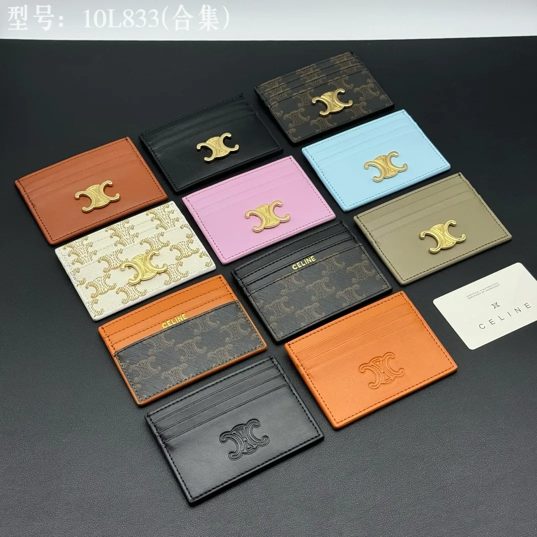 💰90 💎Top quality high version calf leather 💌 𝗖𝗘𝗟𝗜𝗡𝗘 | 𝗧𝗥𝗜𝗢𝗠𝗣𝗛𝗘 Arc de Triomphe small card holder 〰️ Celine's new embossed logo card holder, made of first-layer cowhide, two card slots + one middle pocket. Style number: 10L833 Size: 10.5×7cm