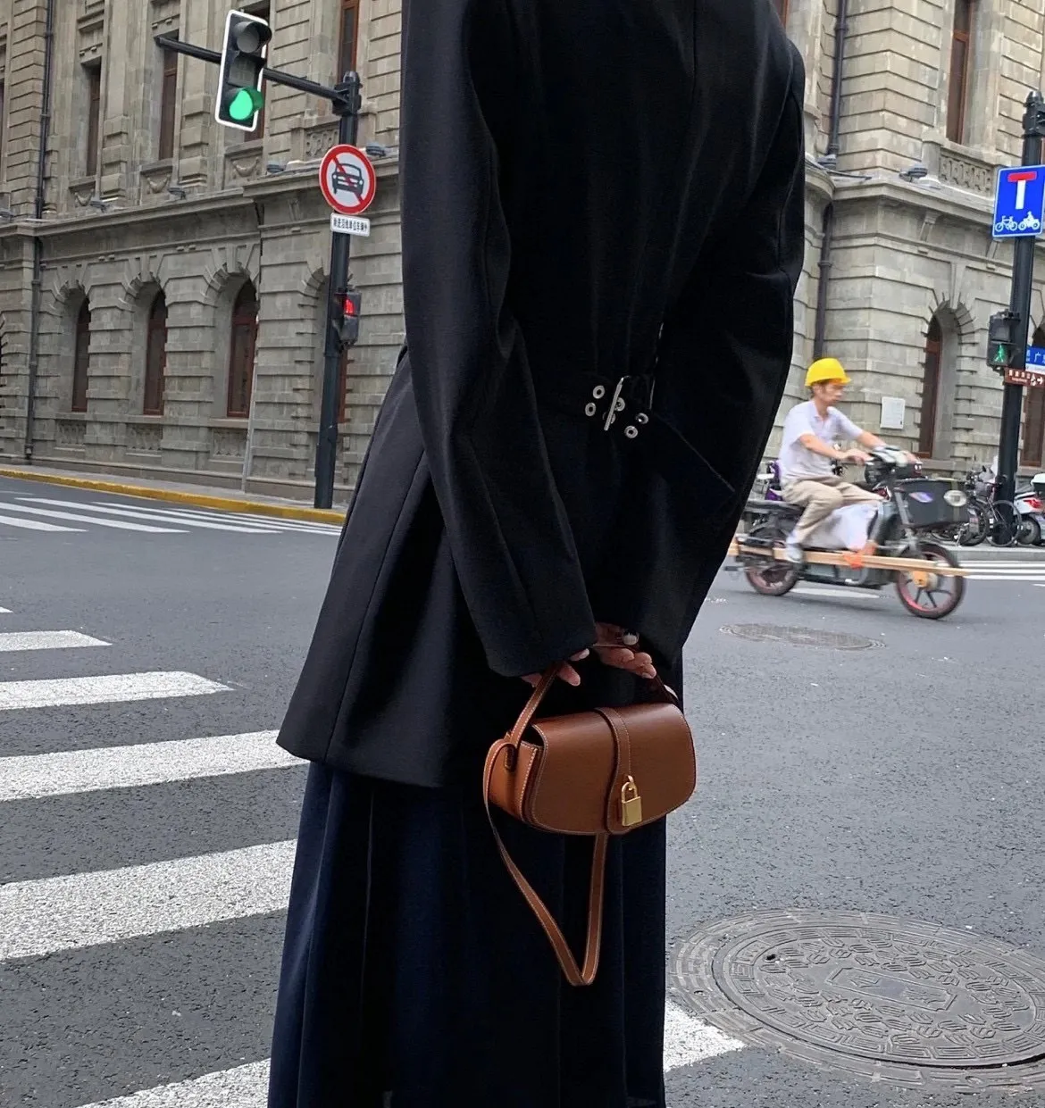 2021 TaBou Clutch, a perfect match for your sister, perfect for the workplace, and a real aura,