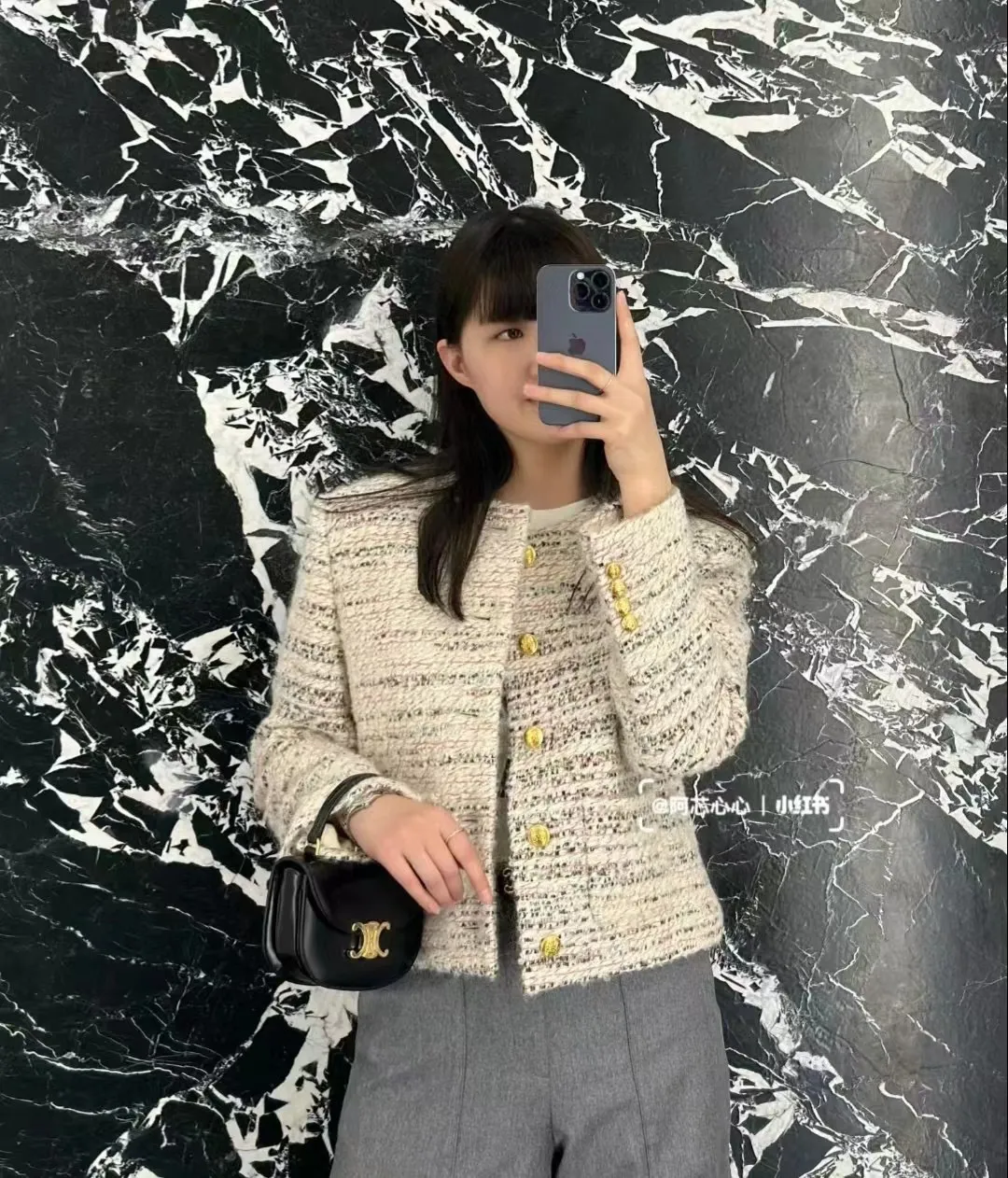 A variety of carrying methods, hand-held crossbody is very versatile💕💕110412