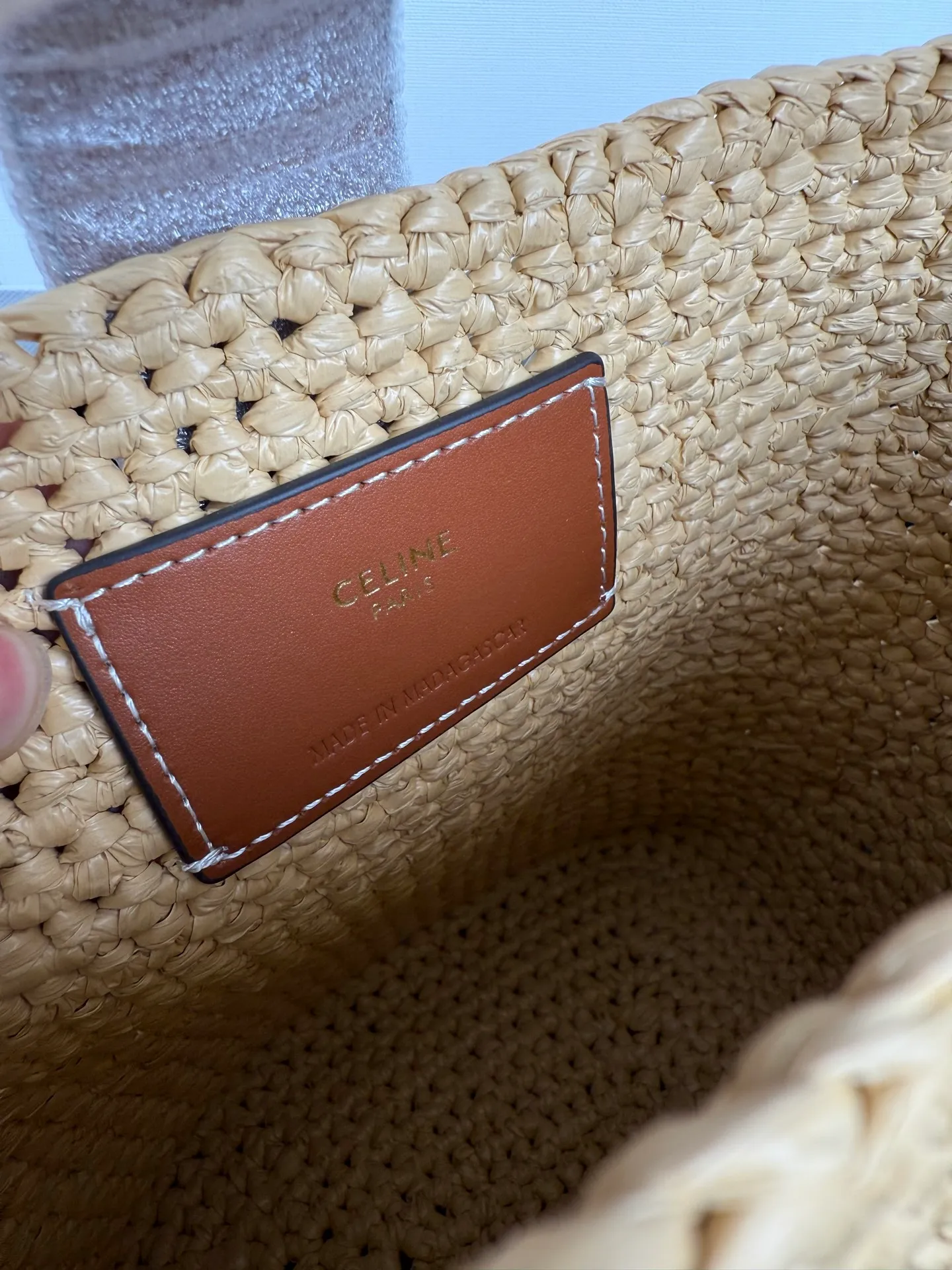 Batch 1600.  6.3 x 7.5 x 4.7 inches (16 No.:10m622