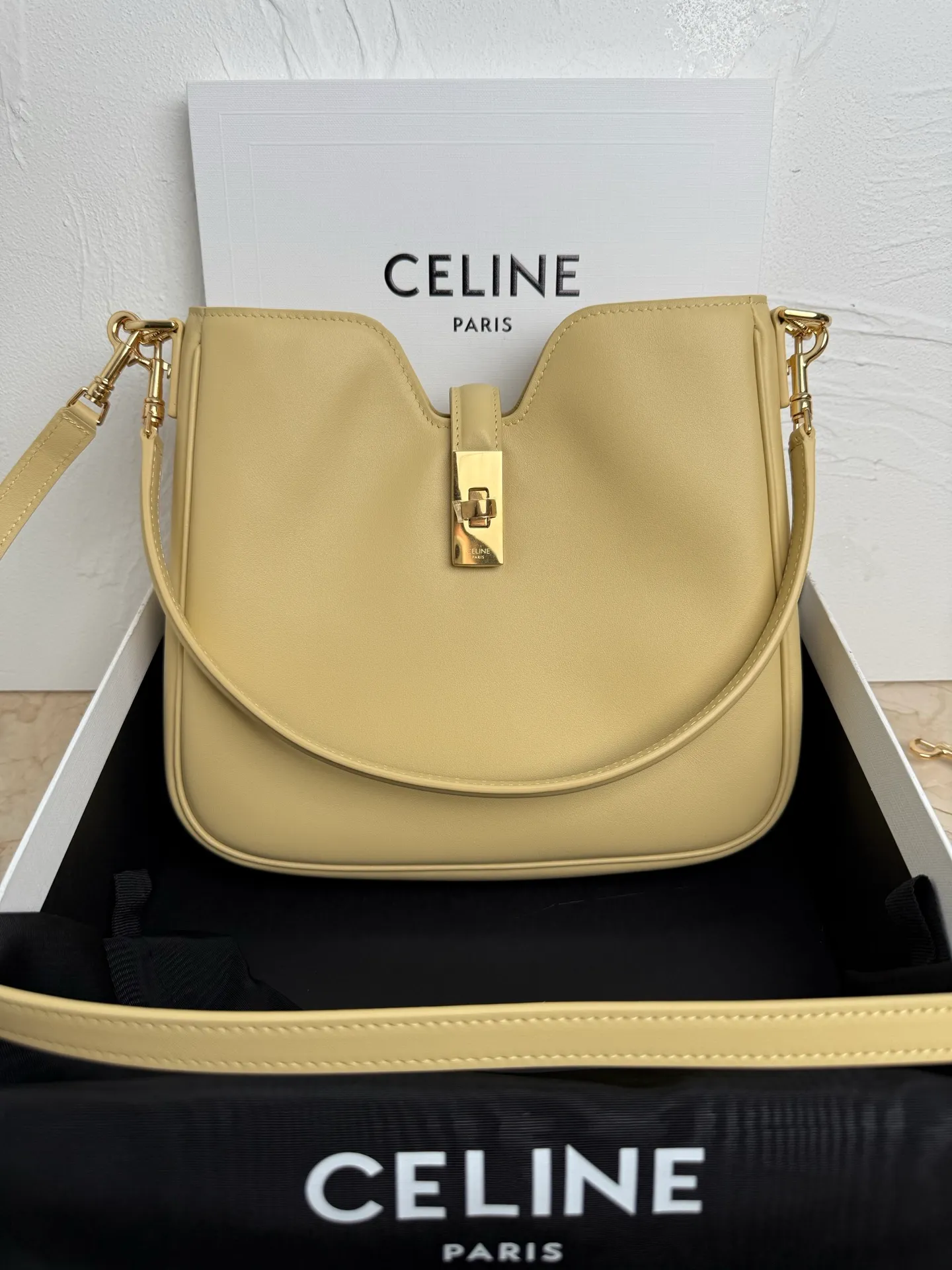 p1600 CAMILLE 16💓2025 New SOFT Small Smooth Cow Leather Handbag👜This model cannot fit larger smart tablets such as IPAD. Cow leather Sheep leather lining Hand carry, shoulder and crossbody Rotary lock closure 1 main compartment 1 inner zipper pocket 1 detachable hand/shoulder strap, length 8.6 inches (22 cm) 1 detachable and adjustable shoulder strap, 9.7 X 8.5 X 2 inches (24.5 X 21.5