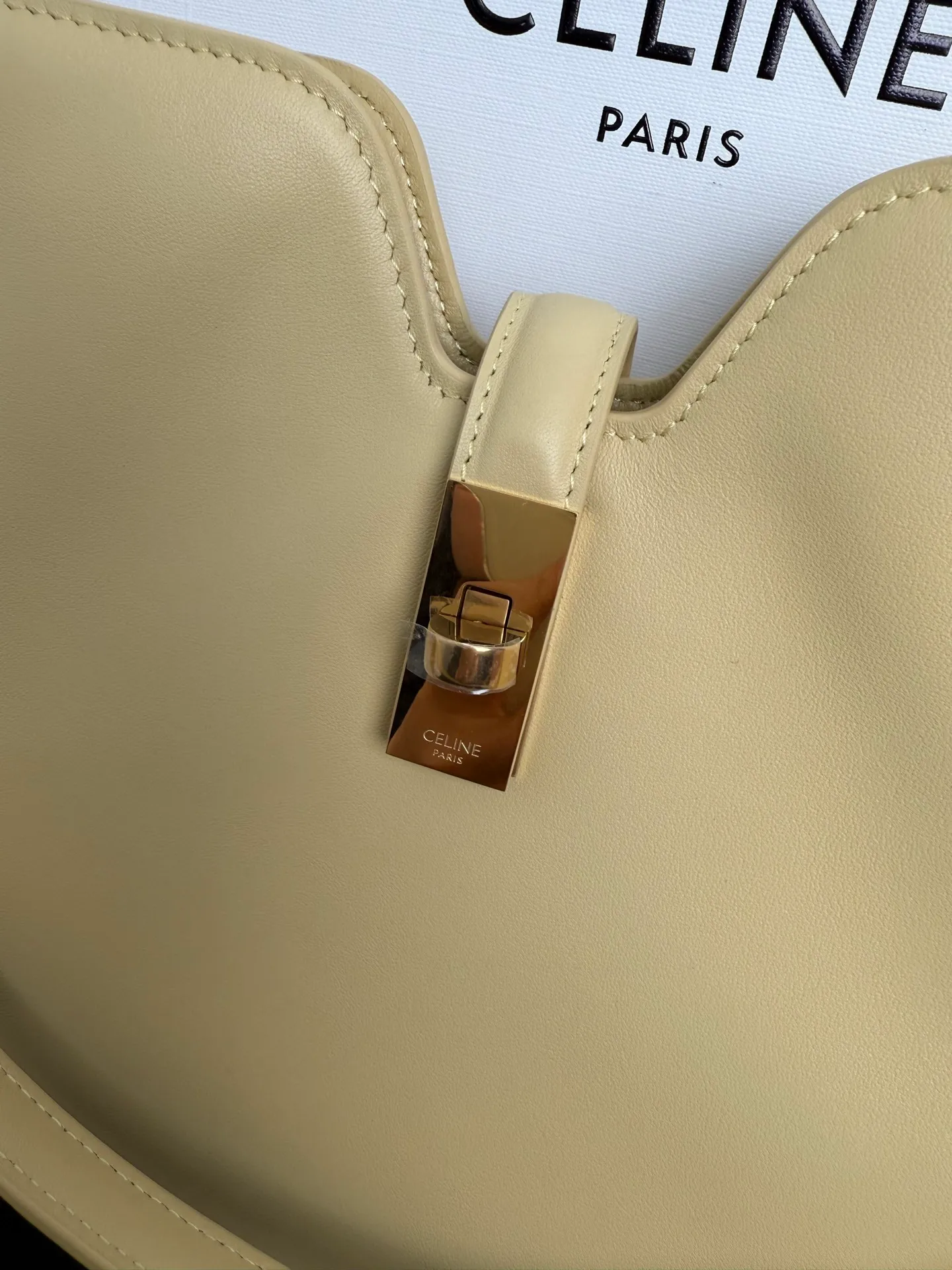 p1600 CAMILLE 16💓2025 New SOFT Small Smooth Cow Leather Handbag👜This model cannot fit larger smart tablets such as IPAD. Cow leather Sheep leather lining Hand carry, shoulder and crossbody Rotary lock closure 1 main compartment 1 inner zipper pocket 1 detachable hand/shoulder strap, length 8.6 inches (22 cm) 1 detachable and adjustable shoulder strap, 9.7 X 8.5 X 2 inches (24.5 X 21.5