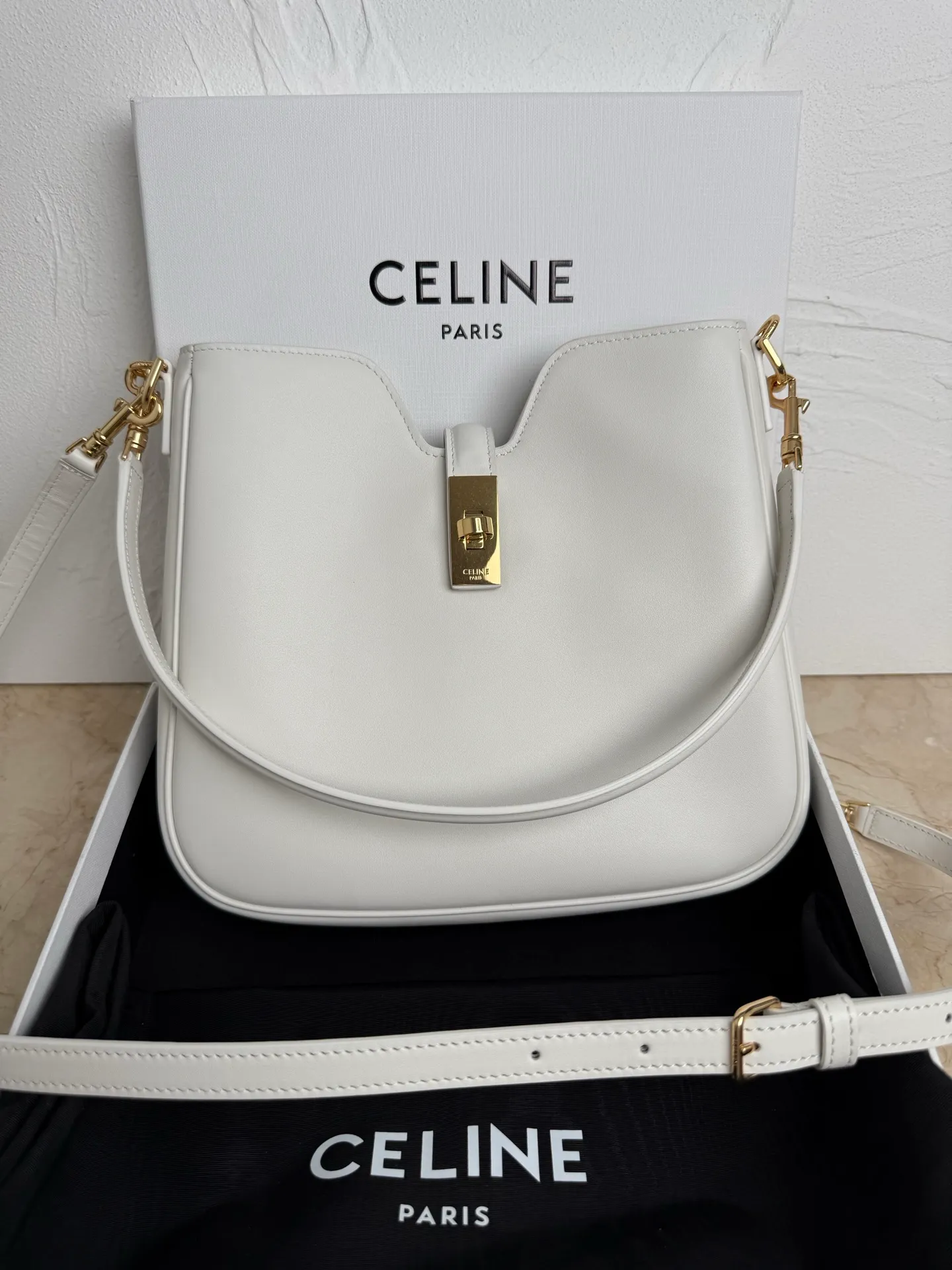p1600 CAMILLE 16💓2025 New SOFT Small Smooth Cow Leather Handbag👜This model cannot fit larger smart tablets such as IPAD. Cow leather Sheep leather lining Hand carry, shoulder and crossbody Rotary lock closure 1 main compartment 1 inner zipper pocket 1 detachable hand/shoulder strap, length 8.6 inches (22 cm) 1 detachable and adjustable shoulder strap, 9.7 X 8.5 X 2 inches (24.5 X 21.5