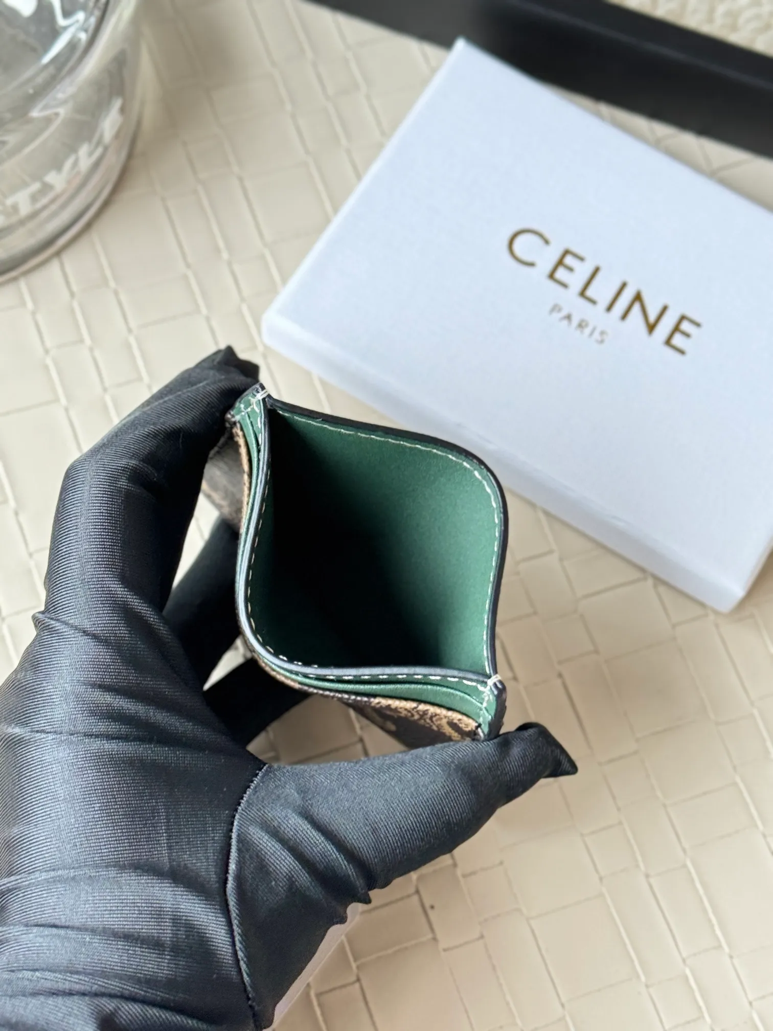 💰100CELINE. TRIOMPHE logo printed card holder/2024 Xiaosai Coated canvas, sheepskin binding 2 card slots 1 flat pocket Number: 10B702 Size: w10.5×7cm