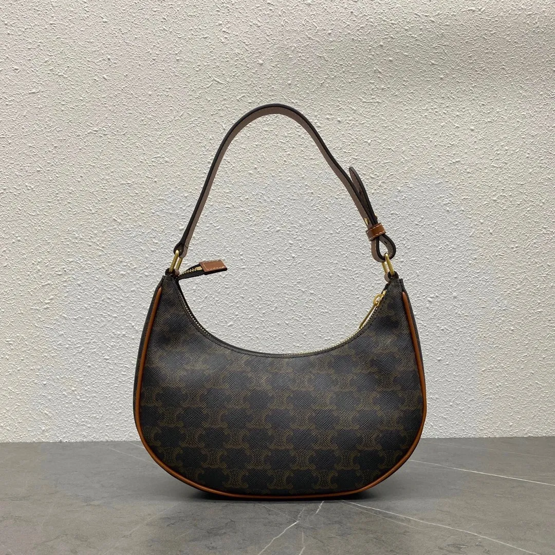#CELI-NE AVA underarm bag ⚠️The new version has upgraded all-steel hardware → rolled over the old version of alloy → exquisite details, order with confidence, perfect. This underarm bag is really beautiful! Size: 24.5-18-7.5