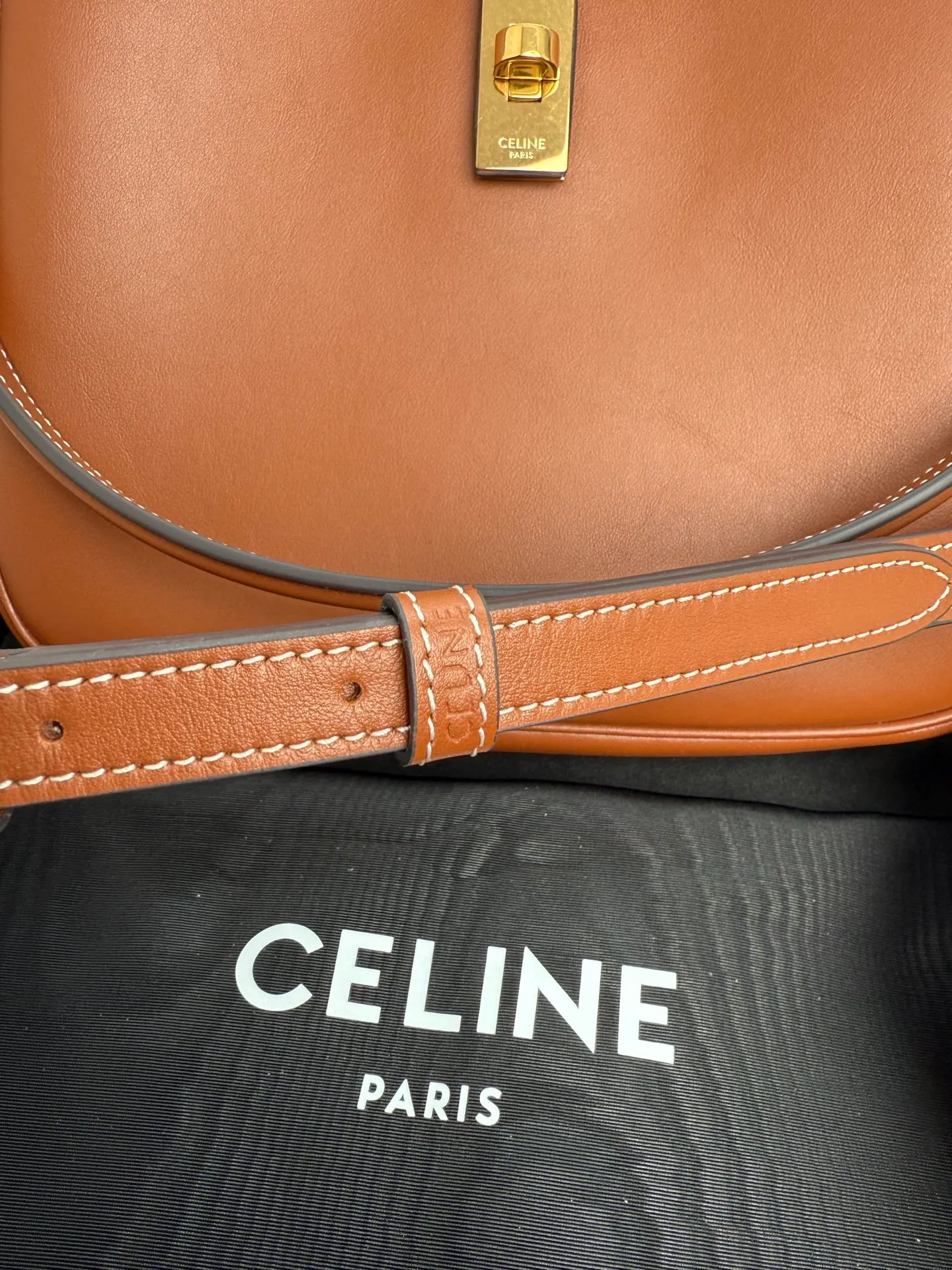 p1600 CAMILLE 16💓2025 New SOFT Small Smooth Cow Leather Handbag👜This model cannot fit larger smart tablets such as IPAD. Cow leather Sheep leather lining Hand carry, shoulder and crossbody Rotary lock closure 1 main compartment 1 inner zipper pocket 1 detachable hand/shoulder strap, length 8.6 inches (22 cm) 1 detachable and adjustable shoulder strap, 9.7 X 8.5 X 2 inches (24.5 X 21.5