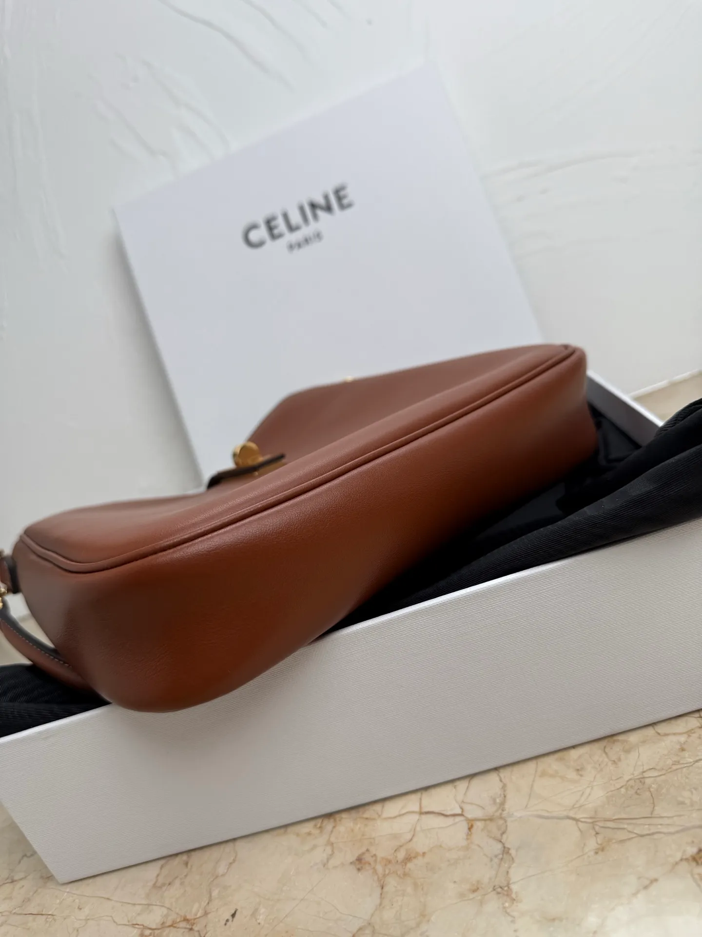 p1600 CAMILLE 16💓2025 New SOFT Small Smooth Cow Leather Handbag👜This model cannot fit larger smart tablets such as IPAD. Cow leather Sheep leather lining Hand carry, shoulder and crossbody Rotary lock closure 1 main compartment 1 inner zipper pocket 1 detachable hand/shoulder strap, length 8.6 inches (22 cm) 1 detachable and adjustable shoulder strap, 9.7 X 8.5 X 2 inches (24.5 X 21.5