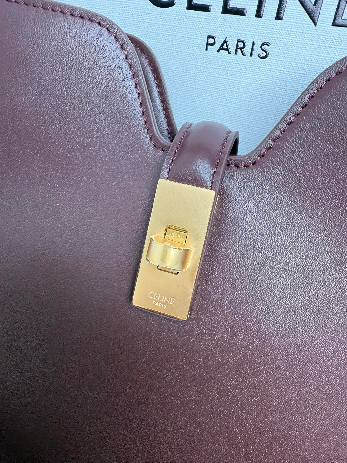 p1600 CAMILLE 16💓2025 New SOFT Small Smooth Cow Leather Handbag👜This model cannot fit larger smart tablets such as IPAD. Cow leather Sheep leather lining Hand carry, shoulder and crossbody Rotary lock closure 1 main compartment 1 inner zipper pocket 1 detachable hand/shoulder strap, length 8.6 inches (22 cm) 1 detachable and adjustable shoulder strap, 9.7 X 8.5 X 2 inches (24.5 X 21.5