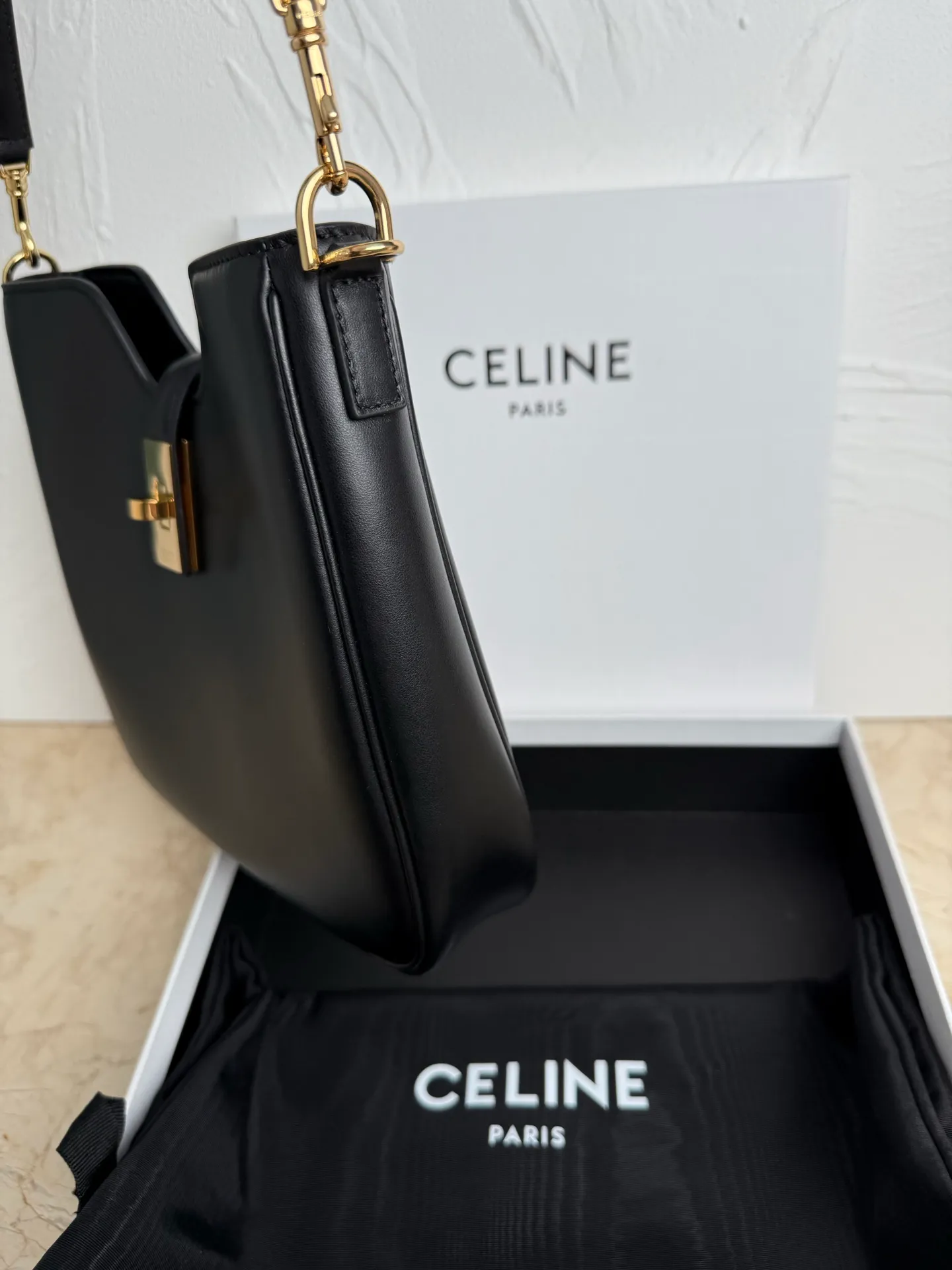 p1600 CAMILLE 16💓2025 New SOFT Small Smooth Cow Leather Handbag👜This model cannot fit larger smart tablets such as IPAD. Cow leather Sheep leather lining Hand carry, shoulder and crossbody Rotary lock closure 1 main compartment 1 inner zipper pocket 1 detachable hand/shoulder strap, length 8.6 inches (22 cm) 1 detachable and adjustable shoulder strap, 9.7 X 8.5 X 2 inches (24.5 X 21.5