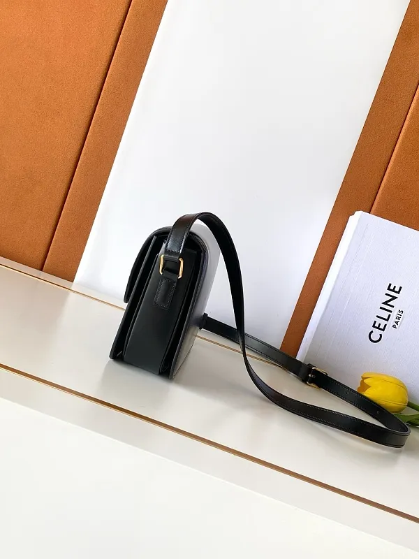 All Categories Official Website "Brand Women's Bags" Women's Bags 💙 Celine 2026 New Celine Crossbody Bag