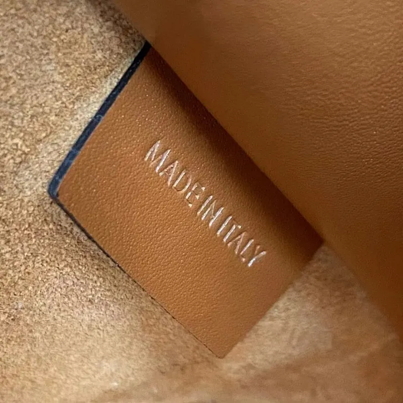 All Categories Official Website "Brand Women's Bags" Women's Bags 💙 Celine 2025 New Celine Crossbody Bag