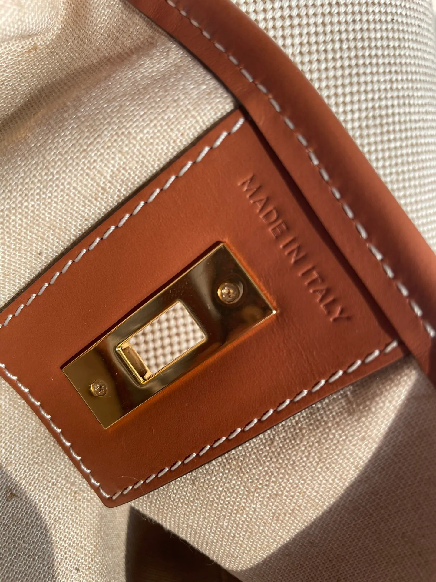 All Categories Official Website "Brand Women's Bags" Women's Bags 💙 Celine 2025 New Celine Crossbody Bag