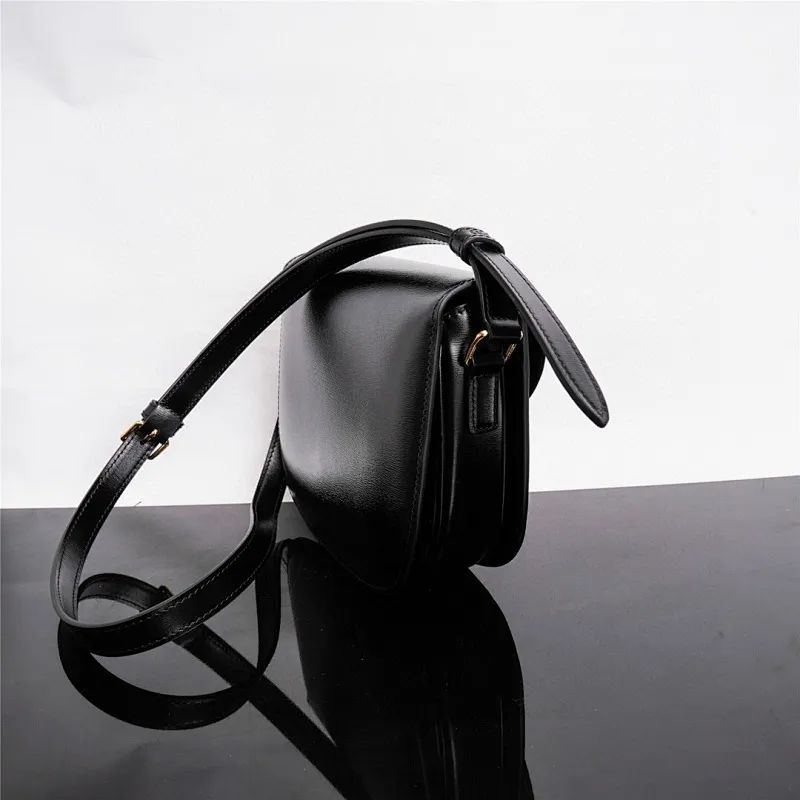 All Categories Official Website "Brand Women's Bags" Women's Bags 💙 Celine 2025 New Celine Crossbody Bag