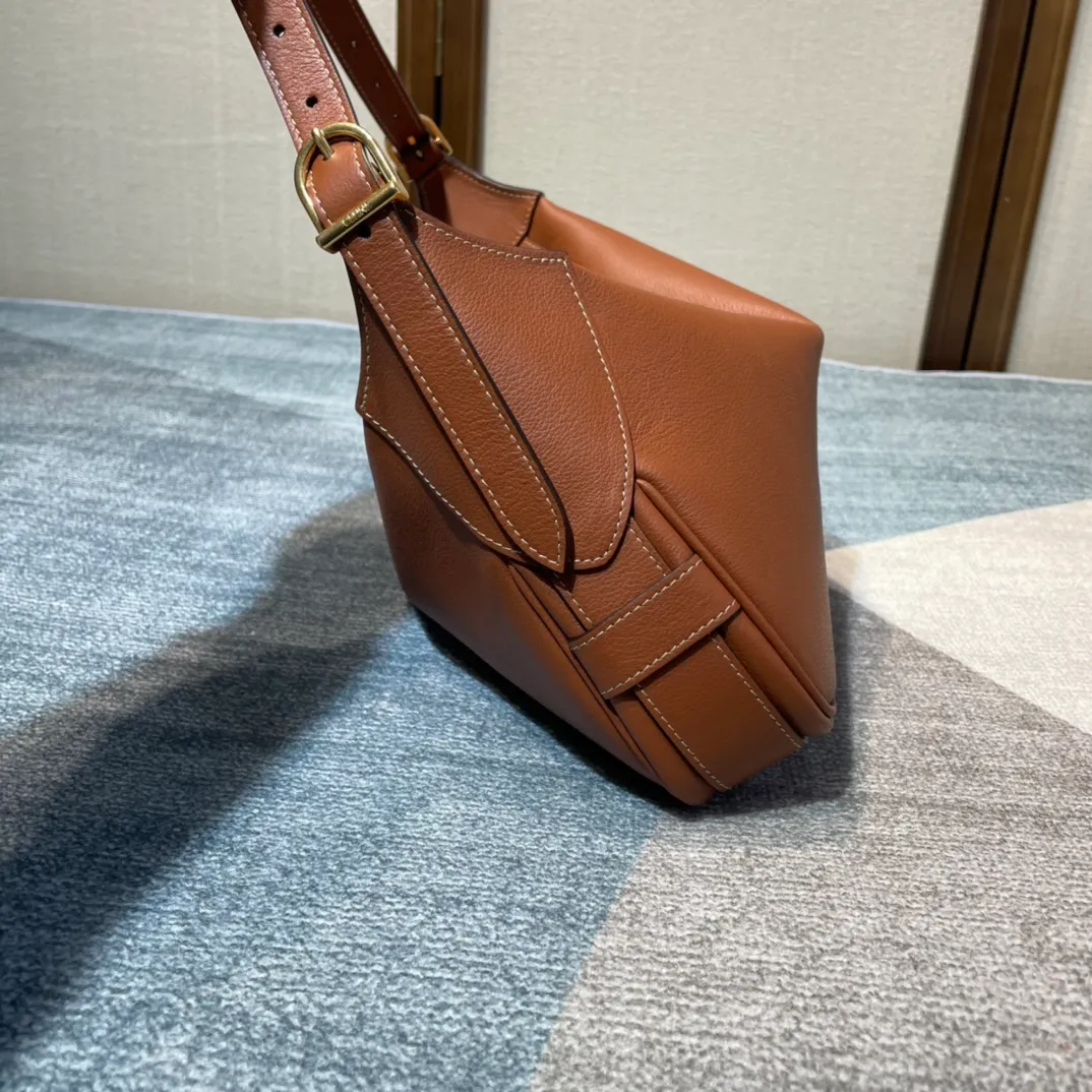 All Categories Official Website "Brand Women's Bags" Women's Bags 💙 Celine 2025 New Celine Underarm Bag