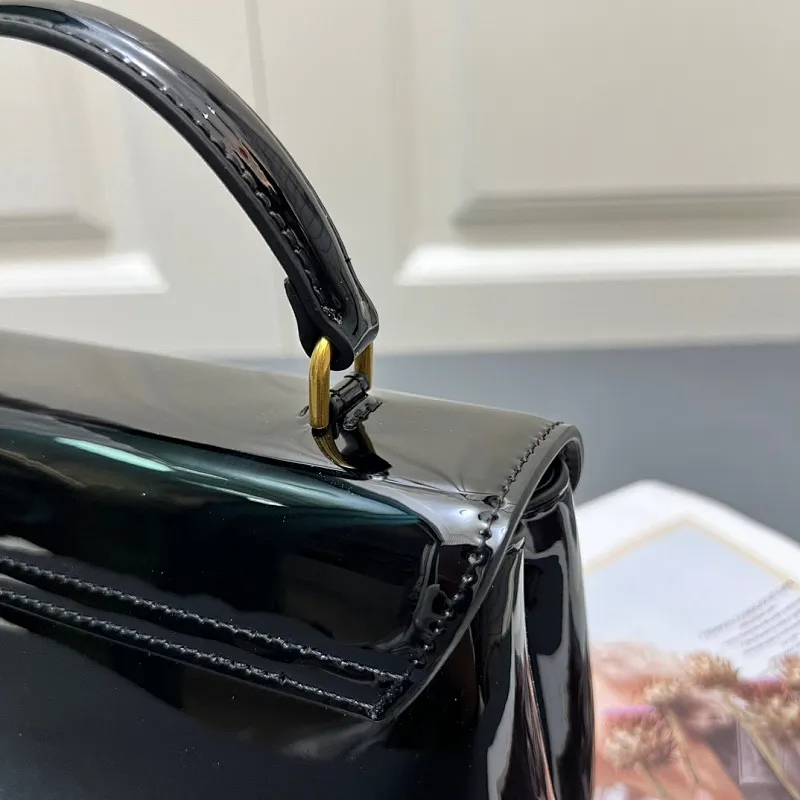 All Categories Official Website "Brand Women's Bags" Women's Bags 💙 Celine 2025 New Celine Crossbody Bag