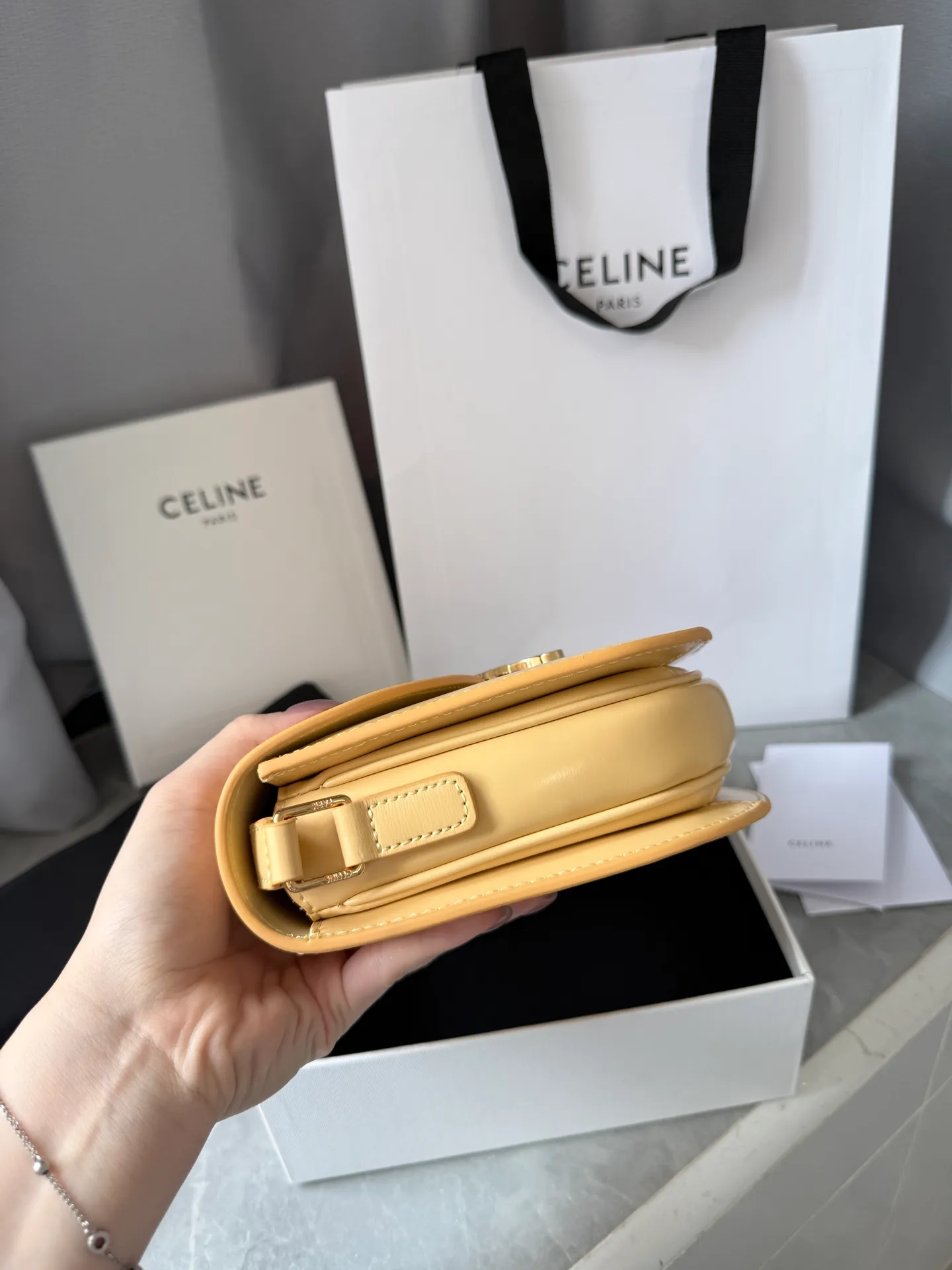 All Categories Official Website "Brand Women's Bags" Women's Bags 💙 Celine 2026 New Celine Crossbody Shoulder Bag