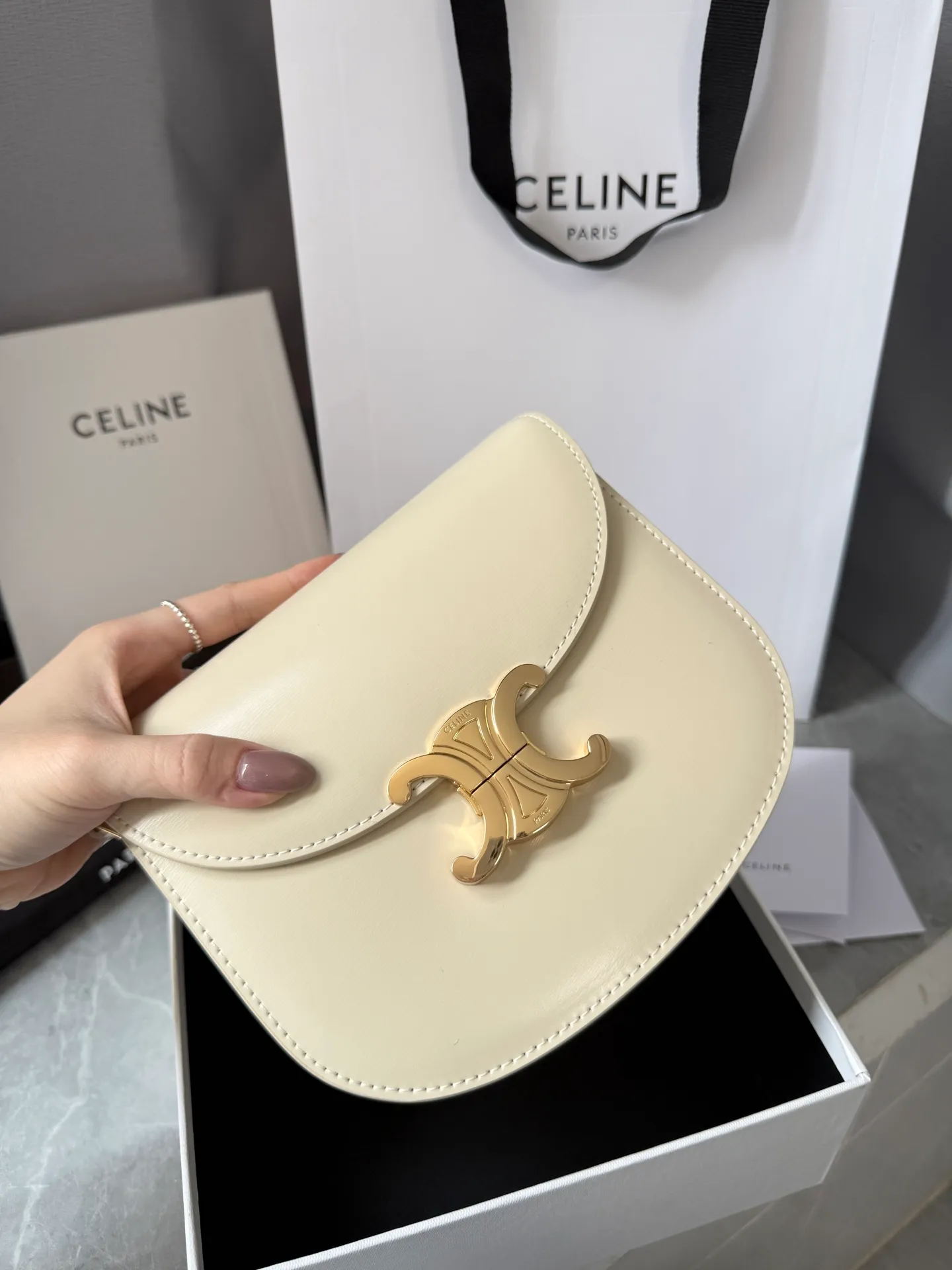 All Categories Official Website "Brand Women's Bags" Women's Bags 💙 Celine 2026 New Celine Crossbody Shoulder Bag
