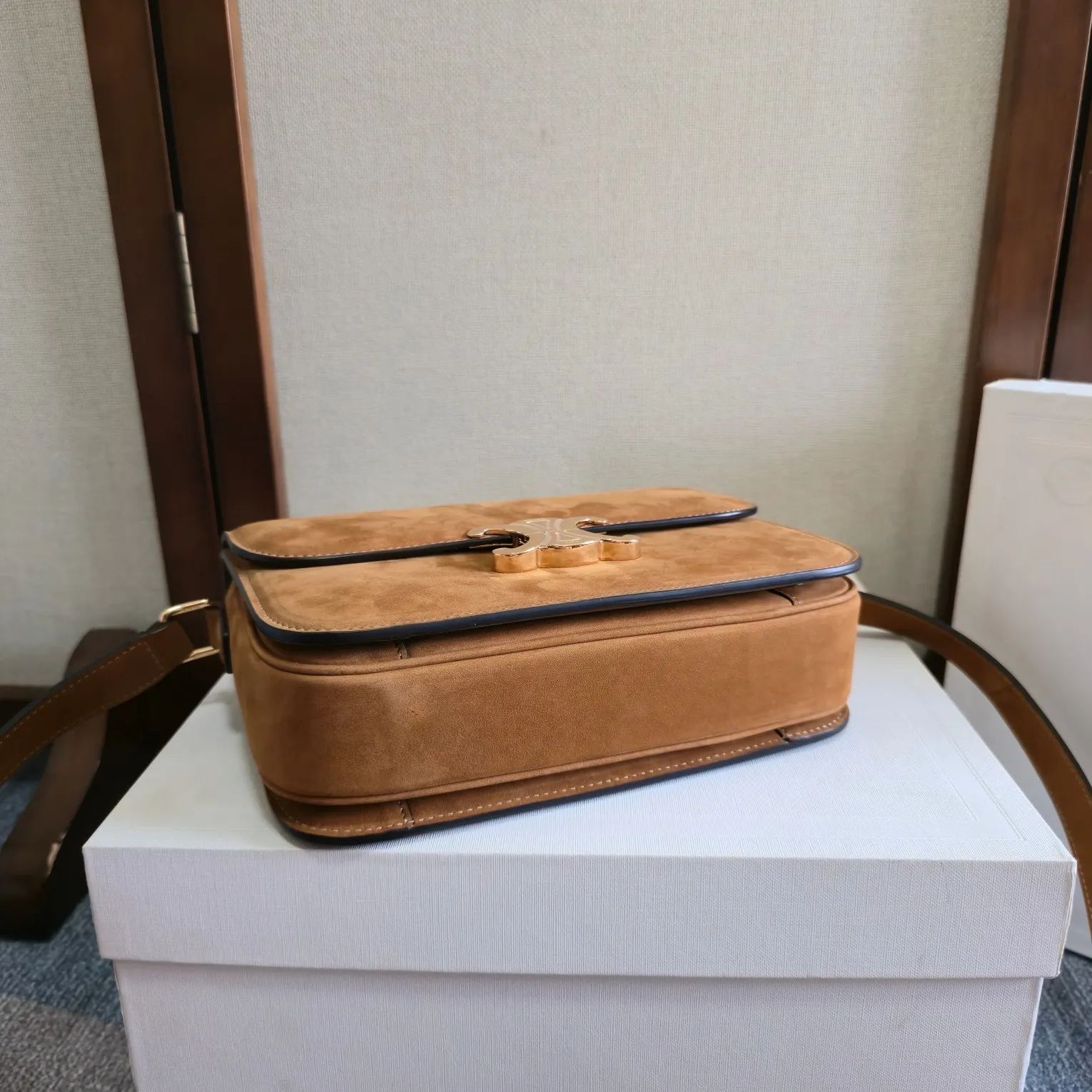 All Categories Official Website "Brand Women's Bags" Women's Bags 💙 Celine 2025 New Celine Crossbody Bag