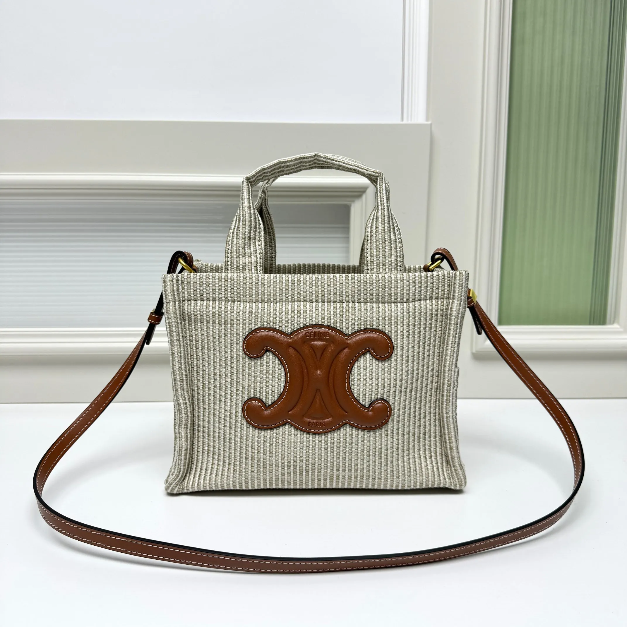 All Categories Official Website "Brand Women's Bags" Women's Bags 💙 Celine 2026 New Celine Crossbody Bag