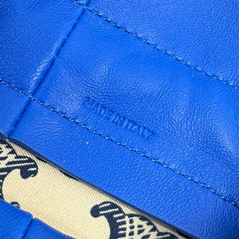 All Categories Official Website "Brand Women's Bags" Women's Bags 💙 Celine 2026 Official Website Celine Crossbody Bag