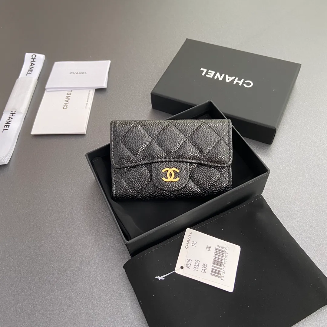 Xiaoxiang imported Italian leather Item number: AP438 (inner compartment with zipper) 💰: 280 Size: w11×h7cm Color: black ball pattern golden steel mark