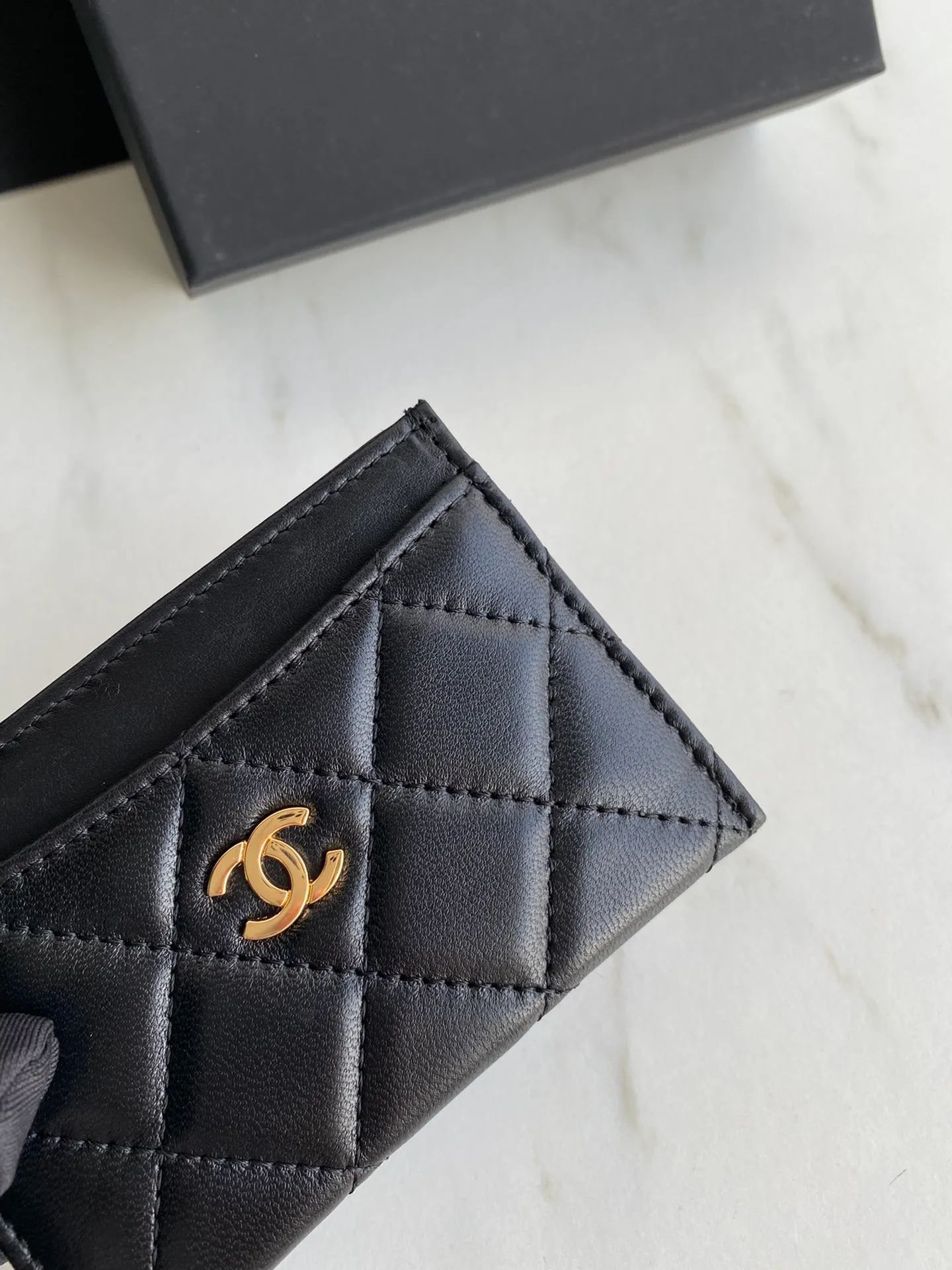 190💰【Original quality】【With serial code】CHANEL, classic card holder! Original quality, caviar small ball pattern series, classic series, exquisite details, full set of packaging, style number (AP426) 31510... size 11*7.5*1