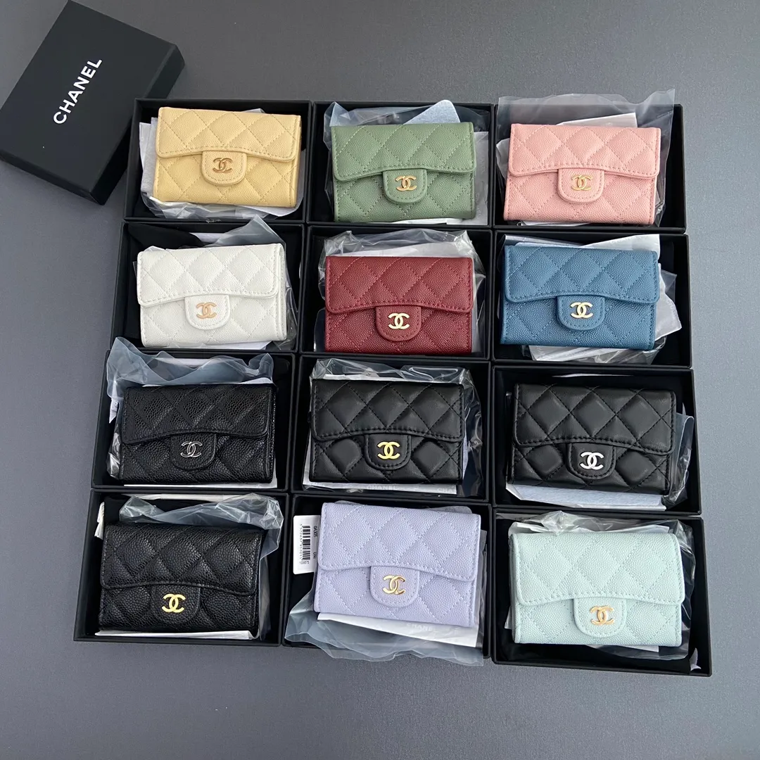 Xiaoxiang imported Italian leather Item number: AP438 (inner compartment with zipper) 💰: 280 Xiaoxiang combination picture