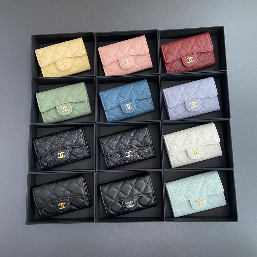 Xiaoxiang imported Italian leather Item number: AP438 (inner compartment with zipper) 💰: 280 Xiaoxiang combination picture