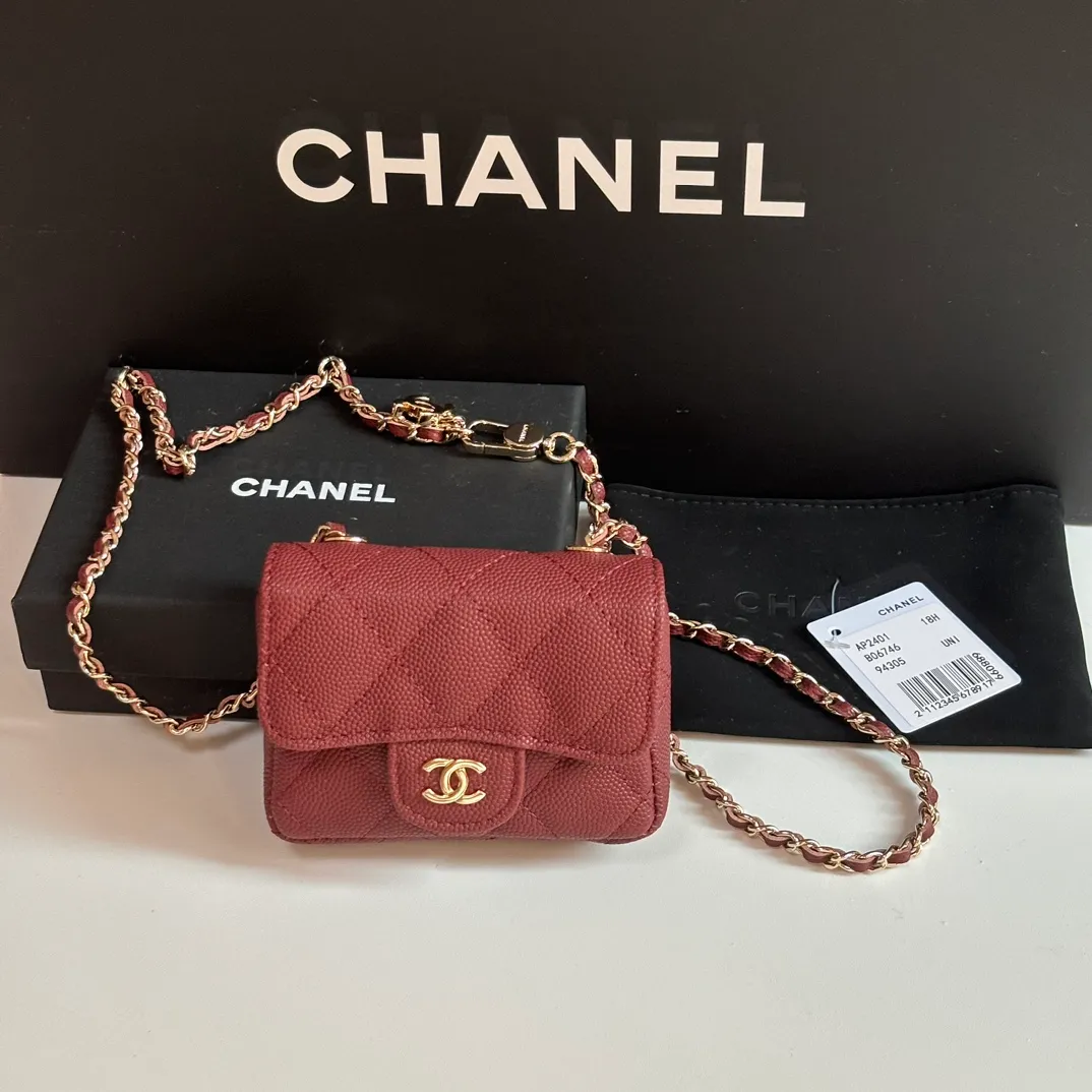 460💰 ❤️❤️❤️Ohanel's new waist bag has arrived. Original quality and beautiful details...AP4802Y size 10x8x3.5cm