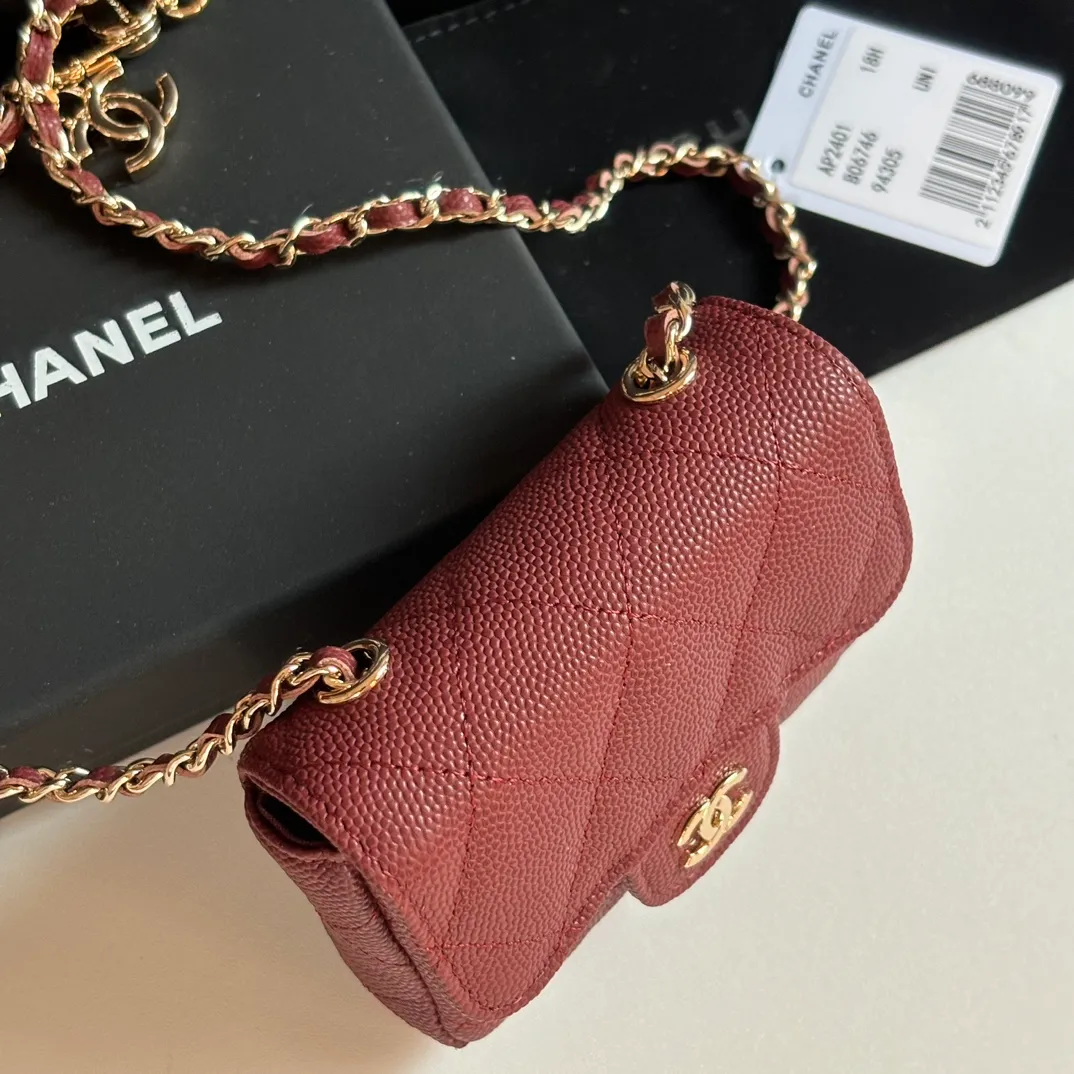 460💰 ❤️❤️❤️Ohanel's new waist bag has arrived. Original quality and beautiful details...AP4802Y size 10x8x3.5cm