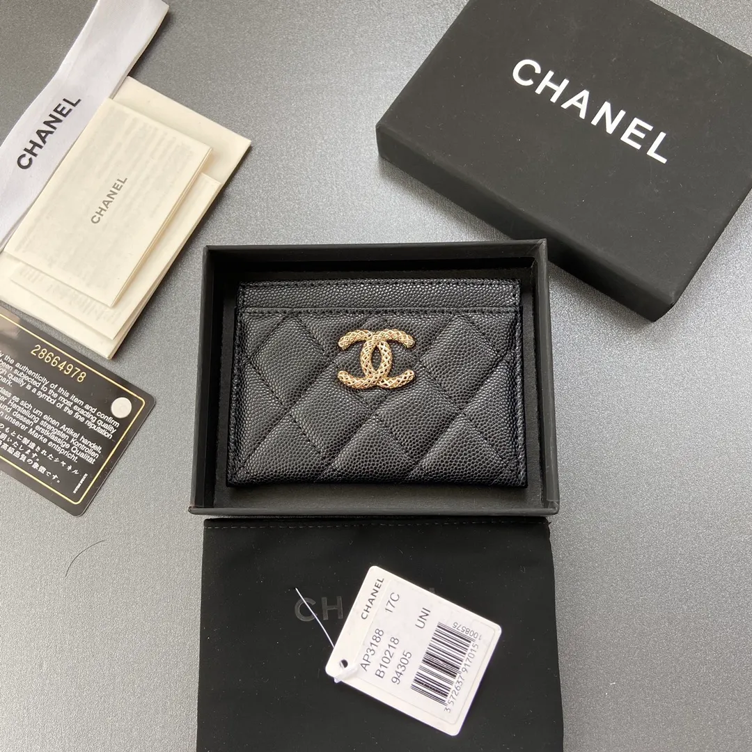 260💰Xiaoxiang imported Italian grained calfskin Item number: AP6376 Size: w11×7.5cm Color: black fine ball pattern light gold Usage: card holder
