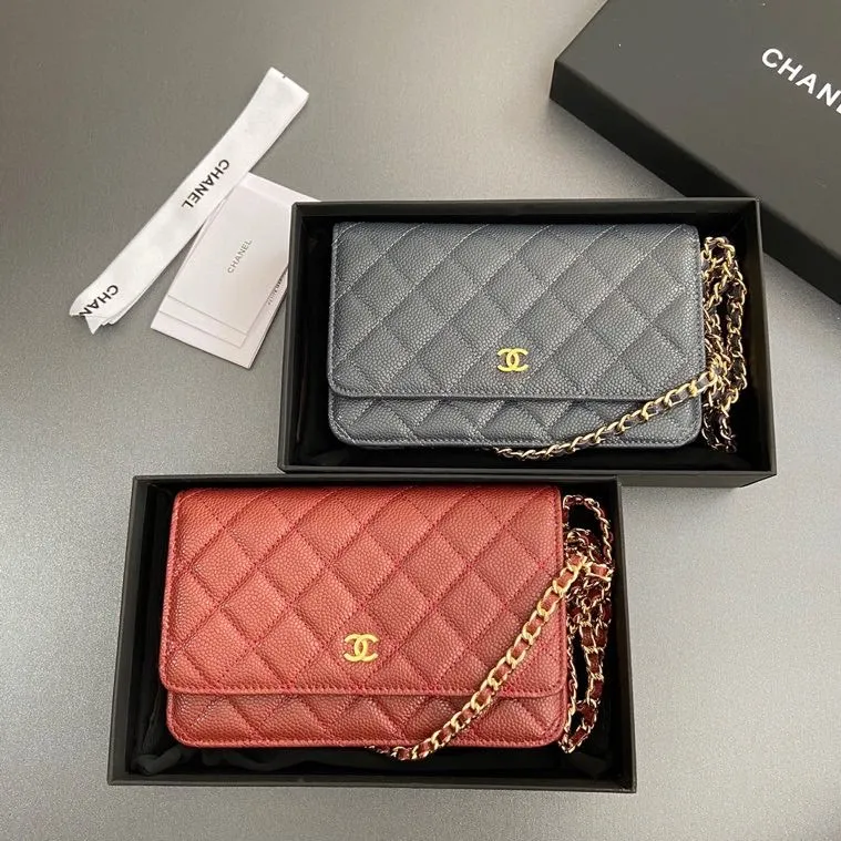 Xiaoxiang imported Italian calfskin Item number: A0250 Price: 640 Xiaoxiang combination picture