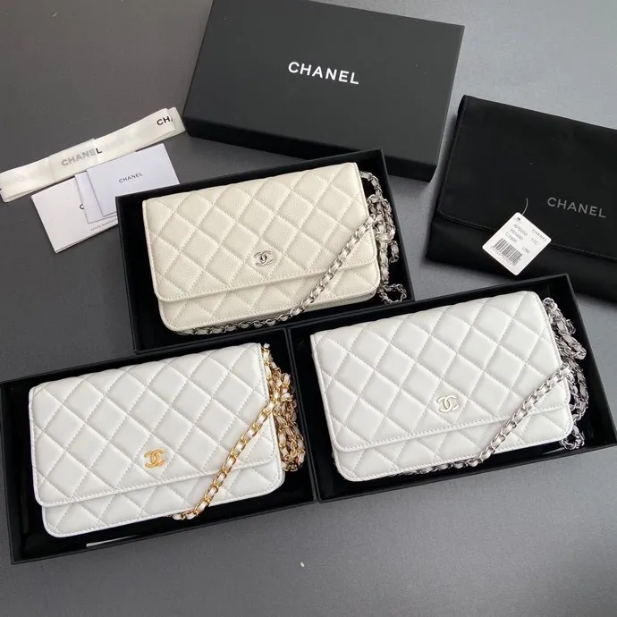 Xiaoxiang imported Italian calfskin Item number: A0250 Price: 640 Xiaoxiang combination picture
