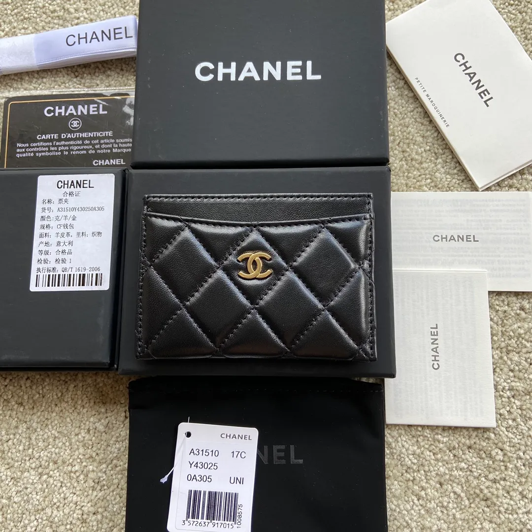 190💰Xiaoxiang imported Italian leather Item number: A31510 0213 Size: w11×h7.5cm Color: black sheepskin gold steel mark