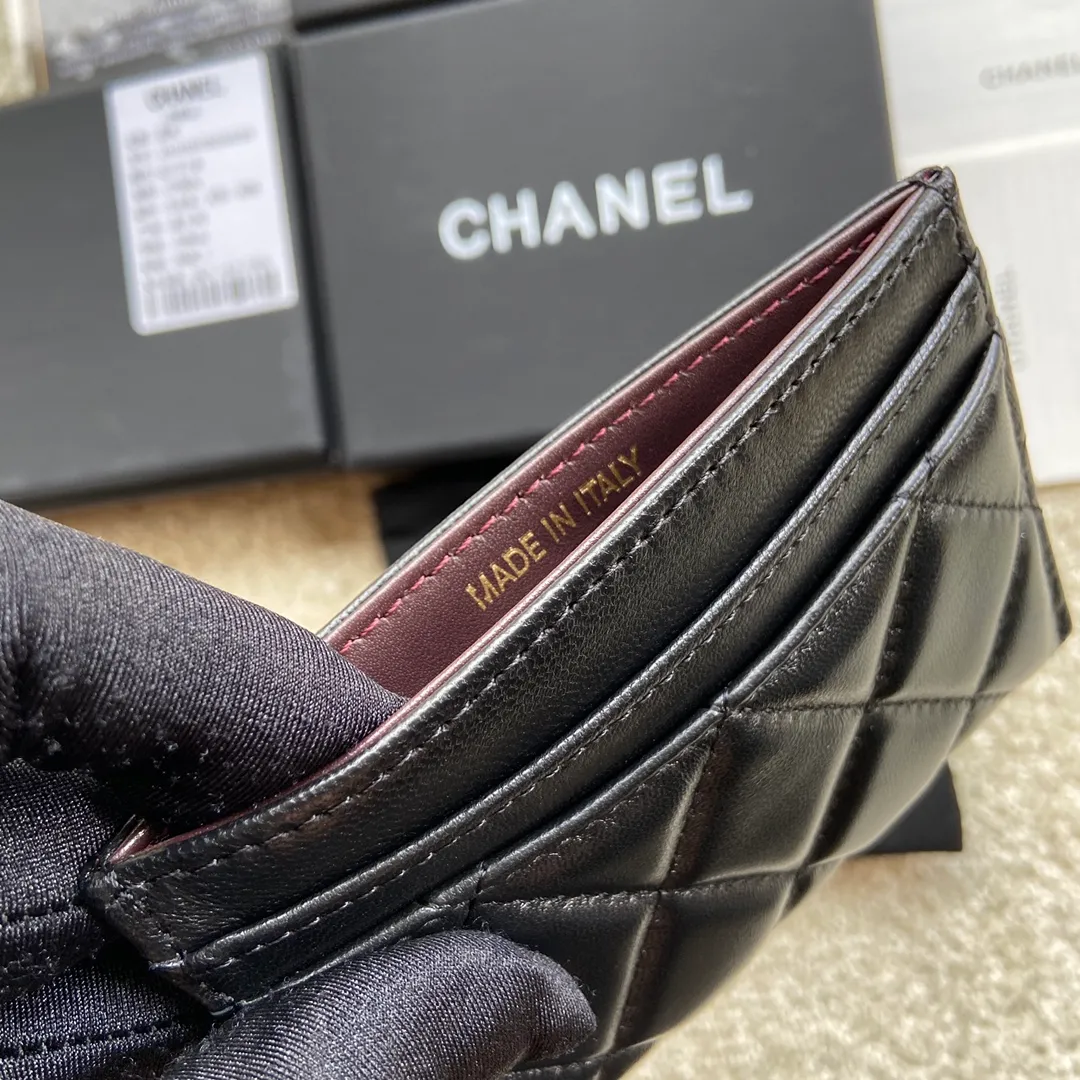 190💰Xiaoxiang imported Italian leather Item number: A31510 0213 Size: w11×h7.5cm Color: black sheepskin gold steel mark