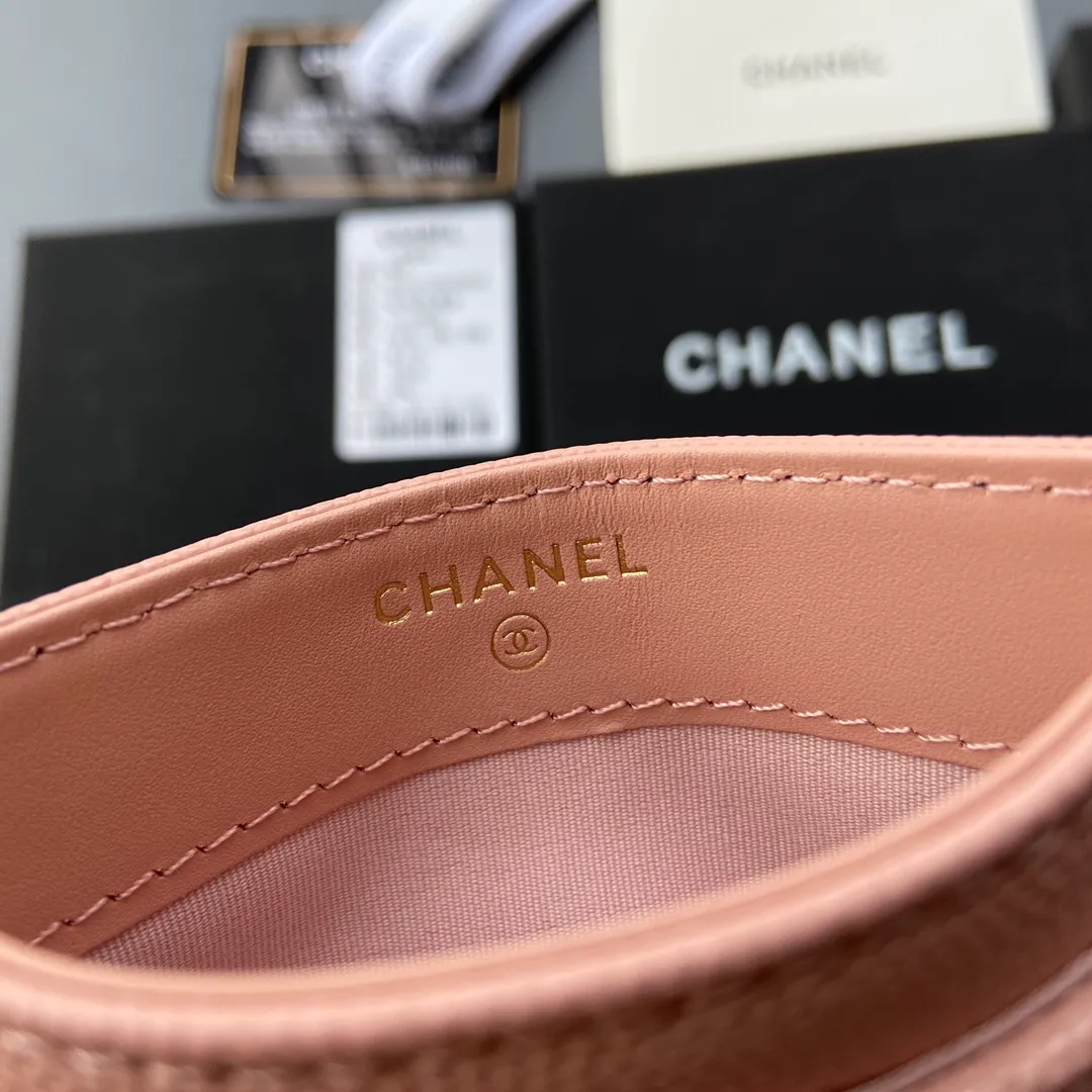 220💰Xiaoxiang imported Italian fine grain calfskin Item number: A84431 Size: w11×h7.5 Color: pink fine ball pattern gold steel mark